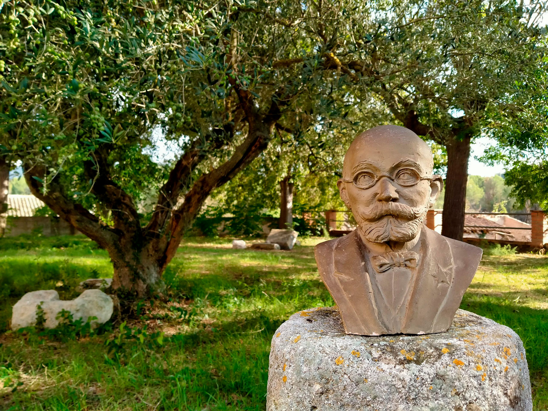 Subirats - Visites guiades de l'Esperanto a Sant Pau d'Ordal (Foto: www.turismesubirats.cat)