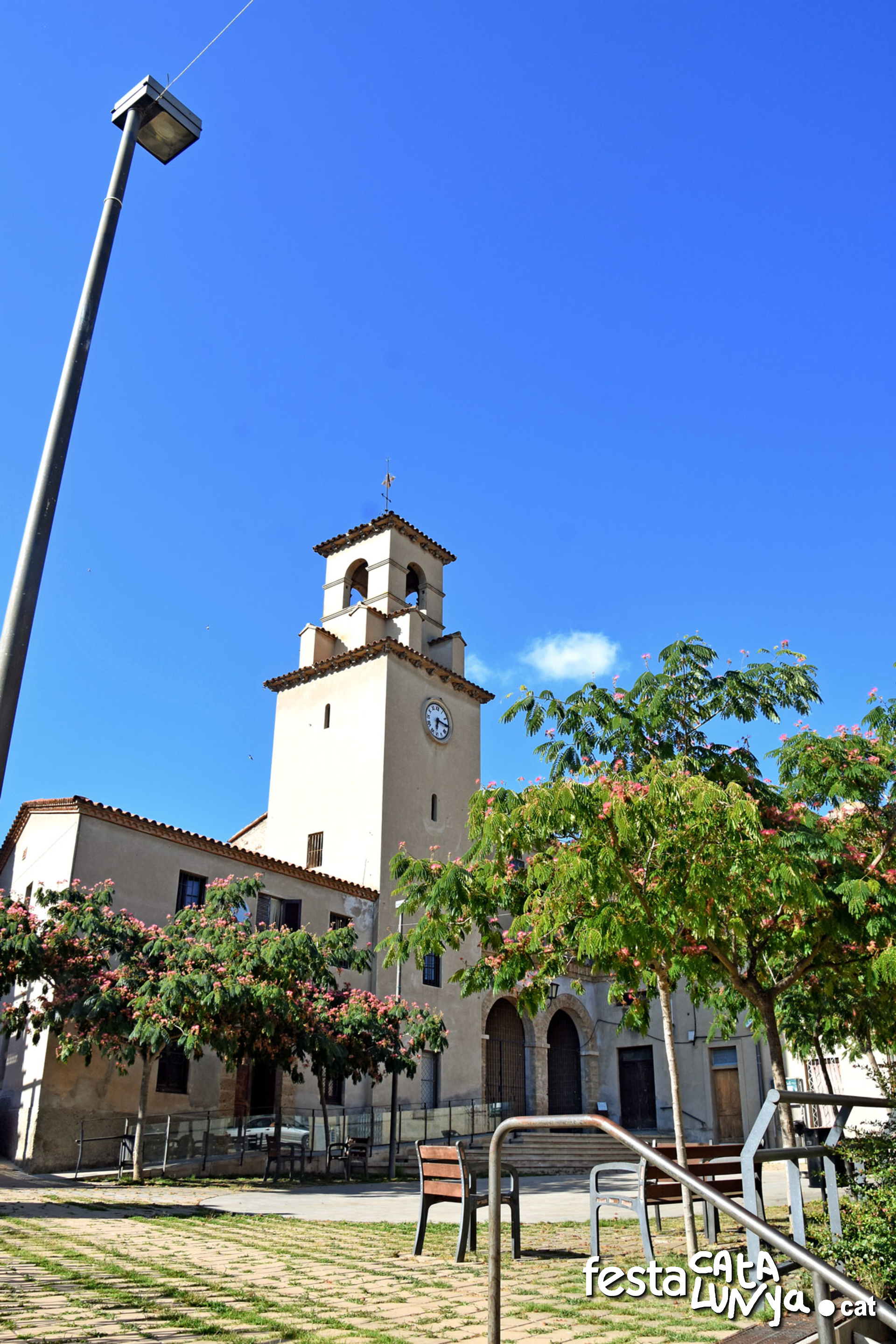 Vallbona d'Anoia - Església parroquial de Sant Bartomeu