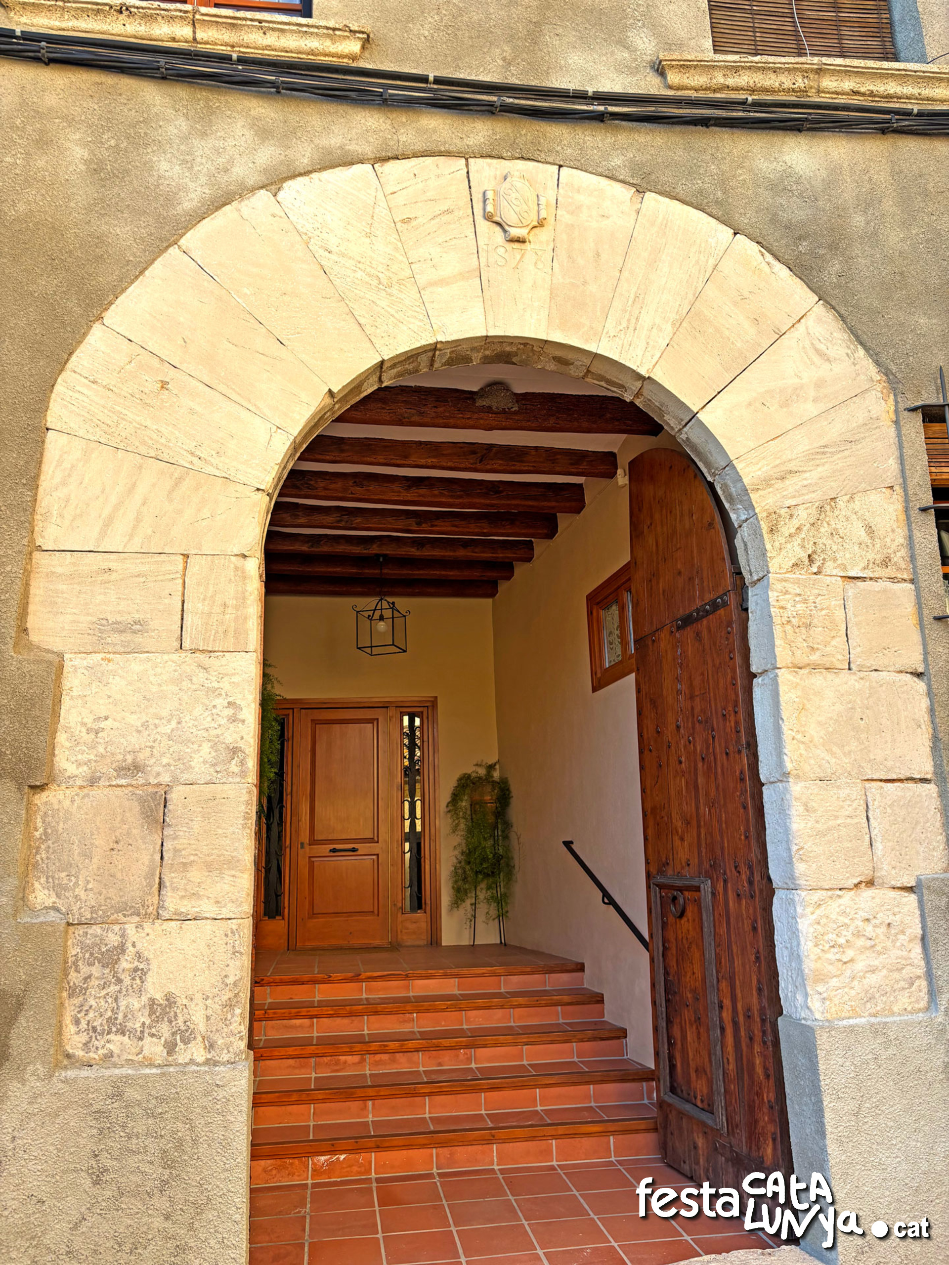 Vallbona d'Anoia - Carrer Major - Cal Móra o can Raspall