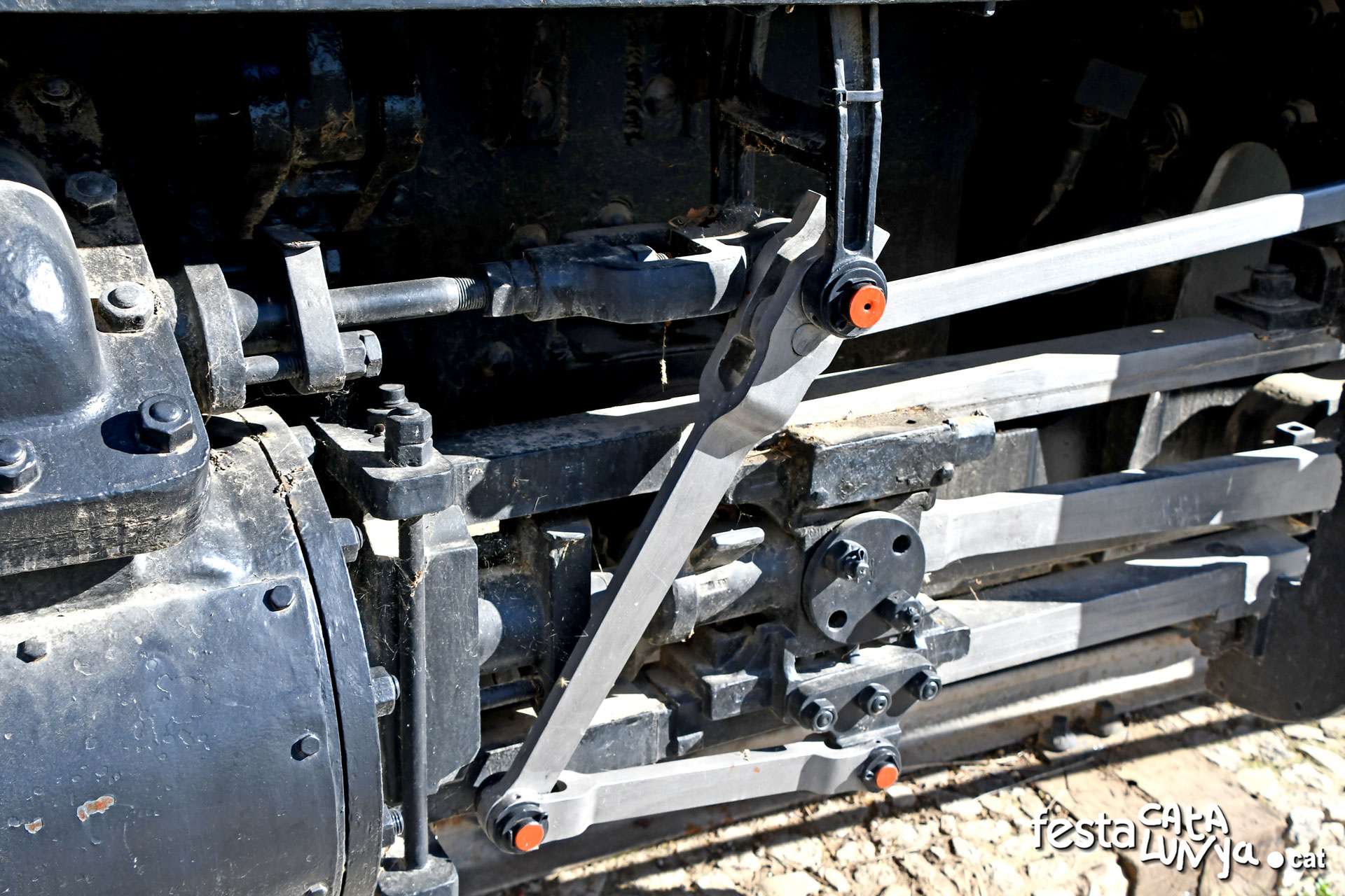 Navàs - Plaça de l'Estació - Locomotora