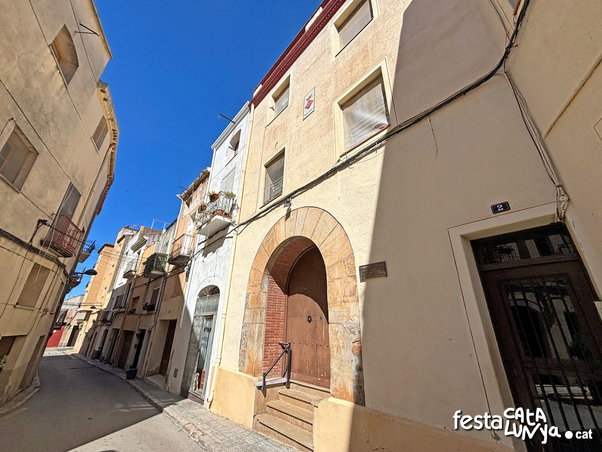 Carrer Tinent Rei de Vinyols i els Arcs