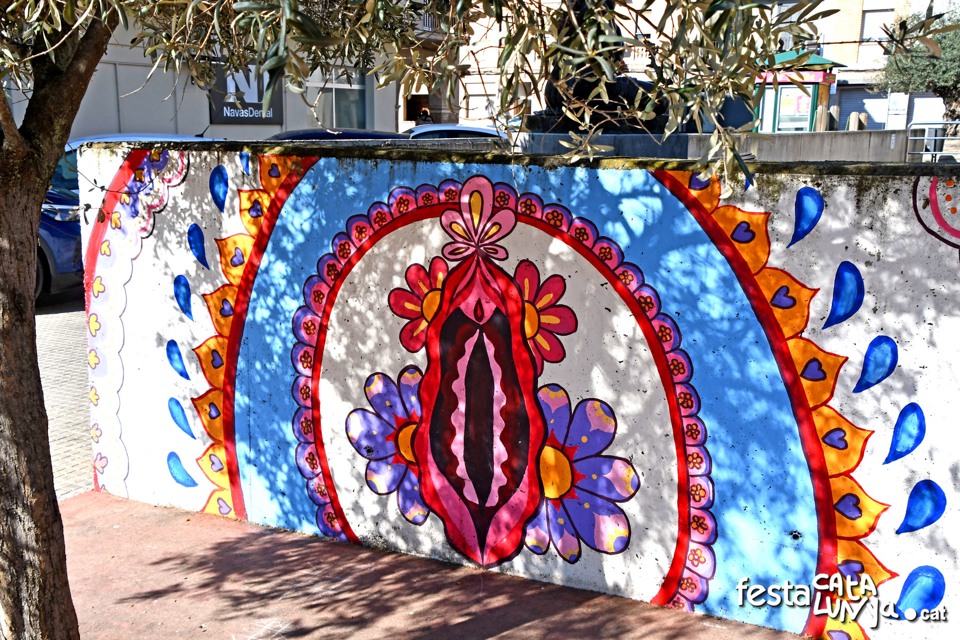 Navàs - Mural Les netes de les bruixes