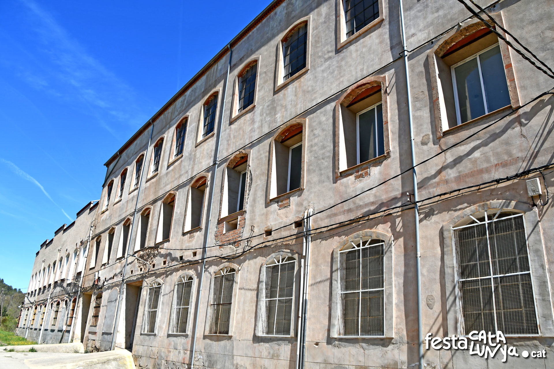 Navàs- Fàbrica a Palà de Torroella