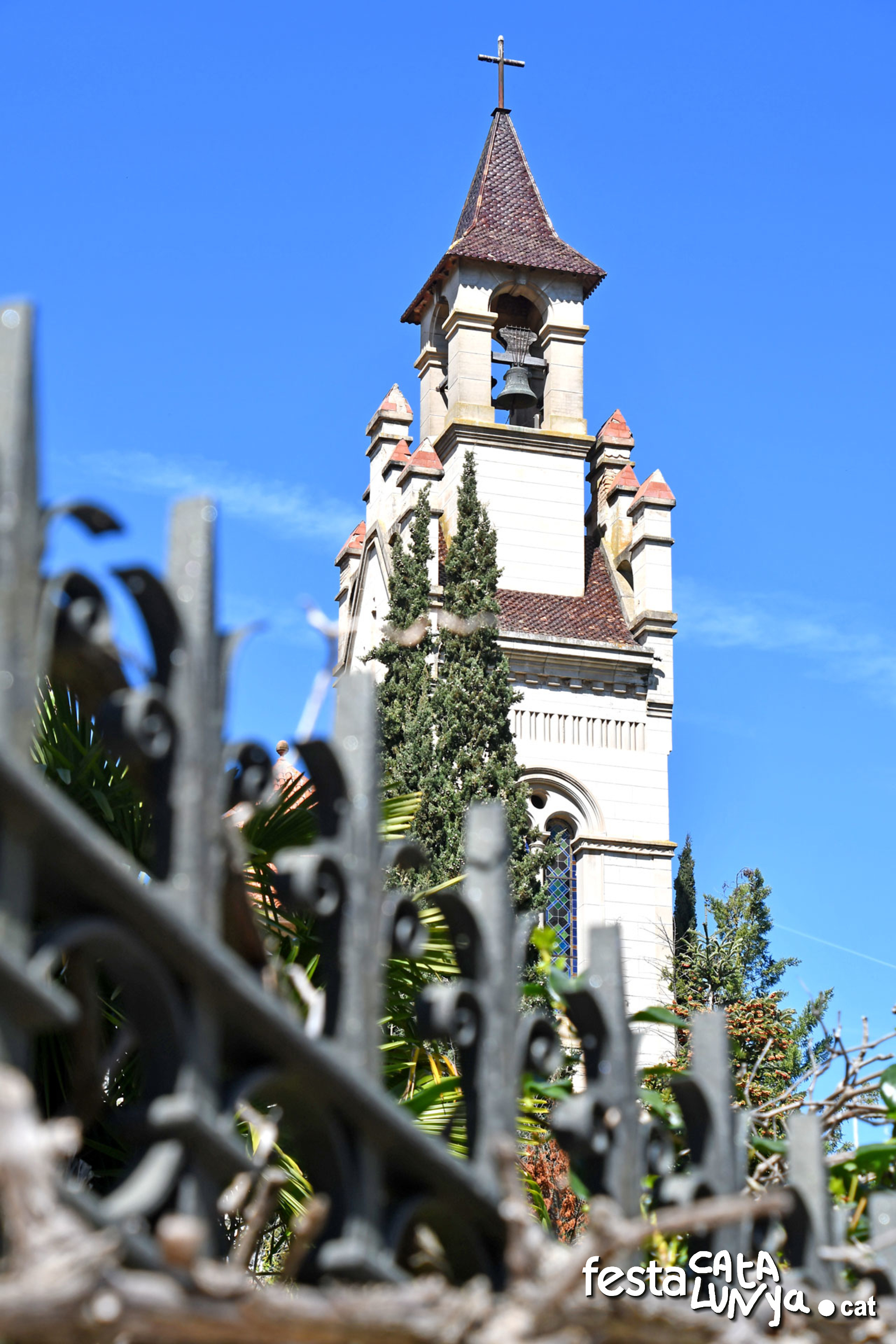 Navàs - Església del Roser a la Colònia Palà
