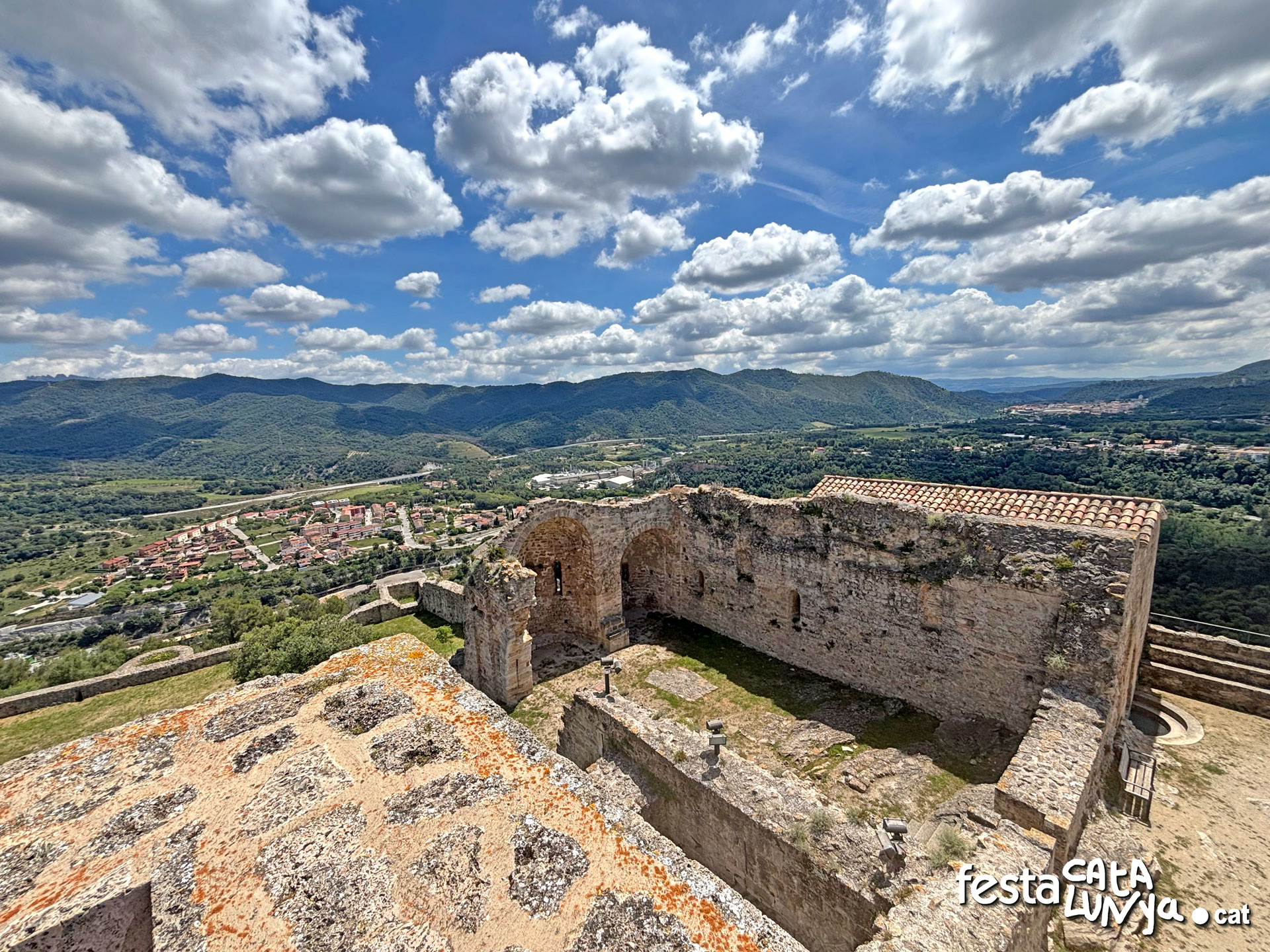 La Pobla de Claramunt - Església de Santa Maria del Castell de Claramunt