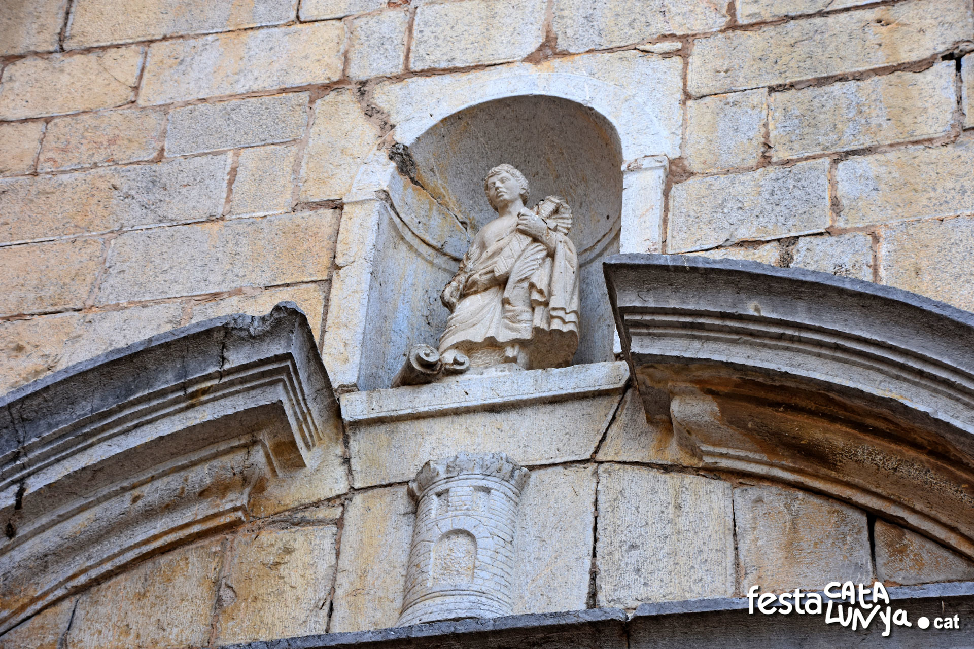 Torroella de Montgrí-L'Estartit - Església de Sant Genís