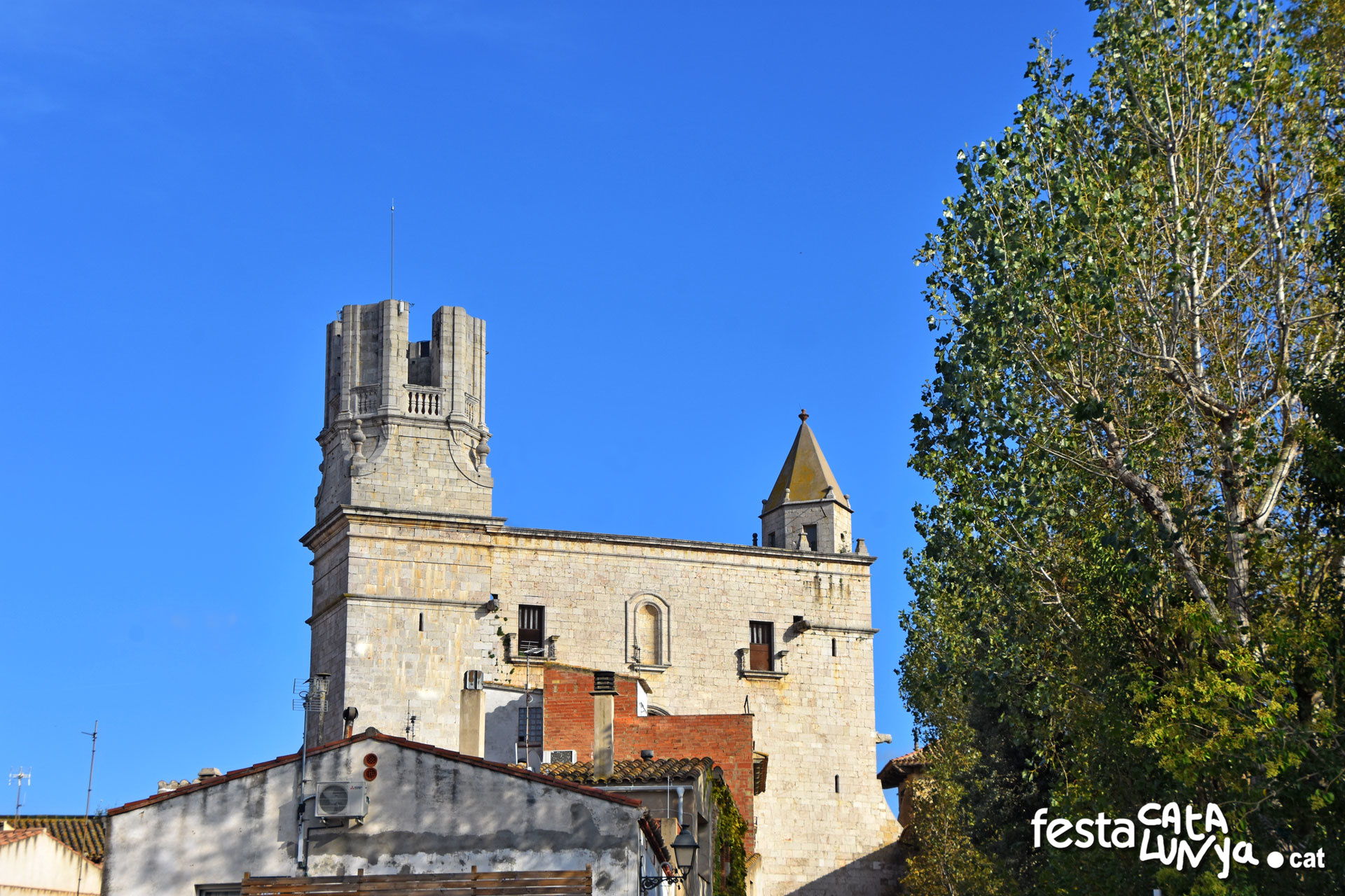 Torroella de Montgrí-L'Estartit - Església de Sant Genís