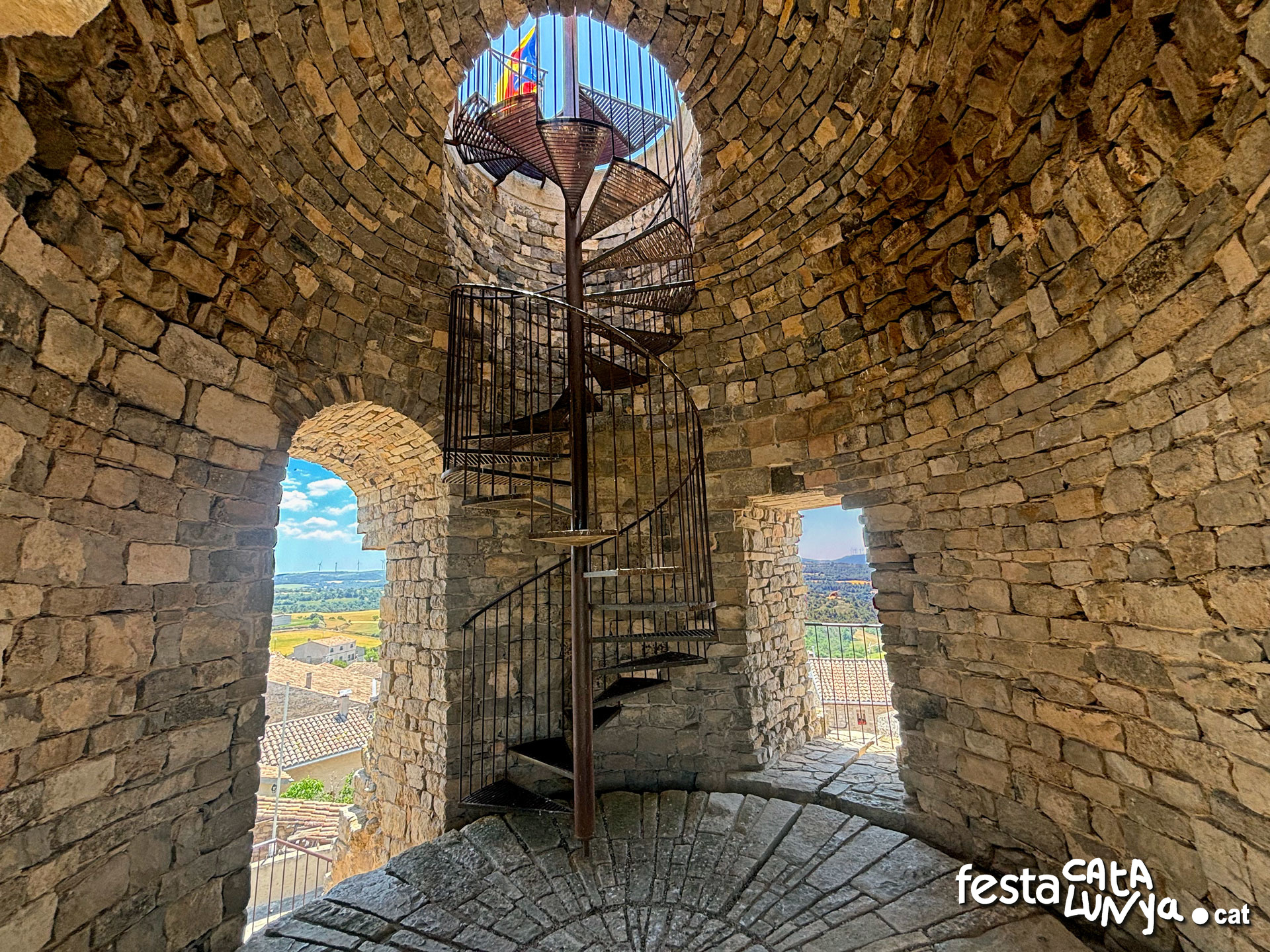 Castell de l'Ametlla de Segarra a Montoliu de Segarra ***