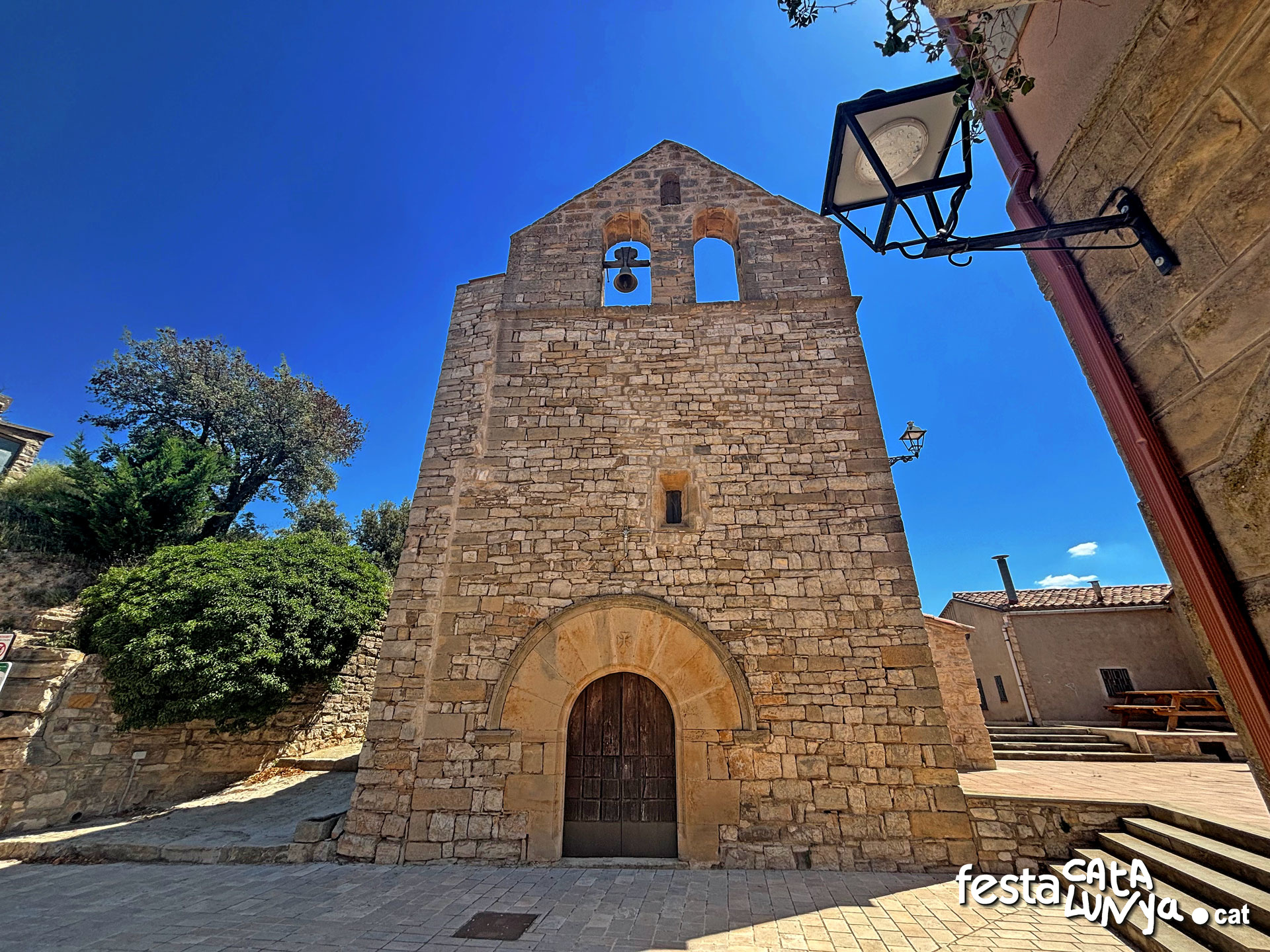 Sant Joan de Cabestany a Montoliu de Segarra ***