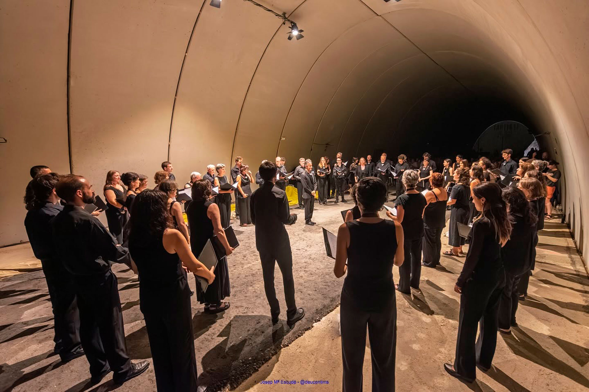 Concert sota l'autovia a Cervera (Foto: Josep Mª Escudé)