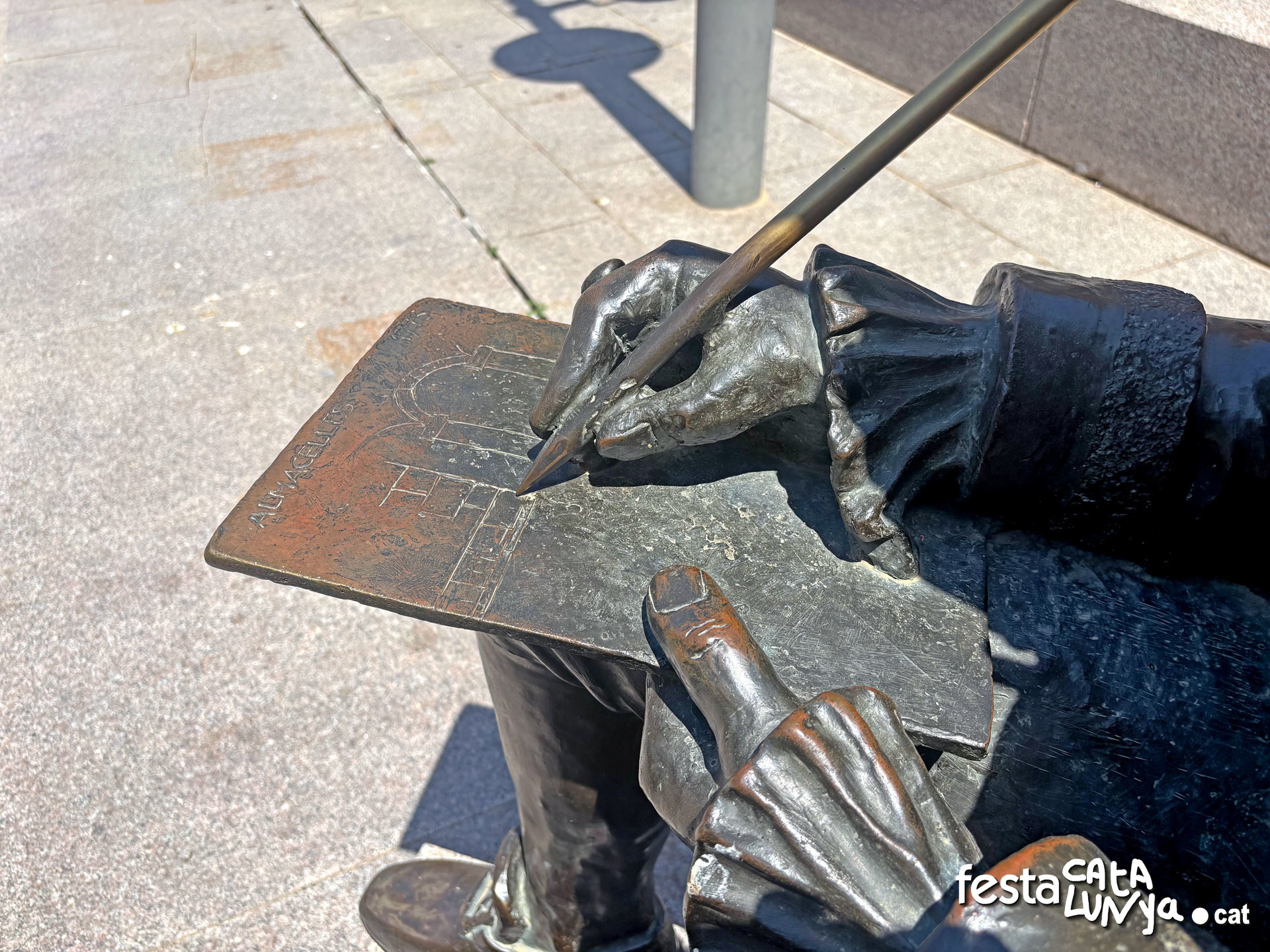 Almacelles - Monument a Josep Mas Dordal