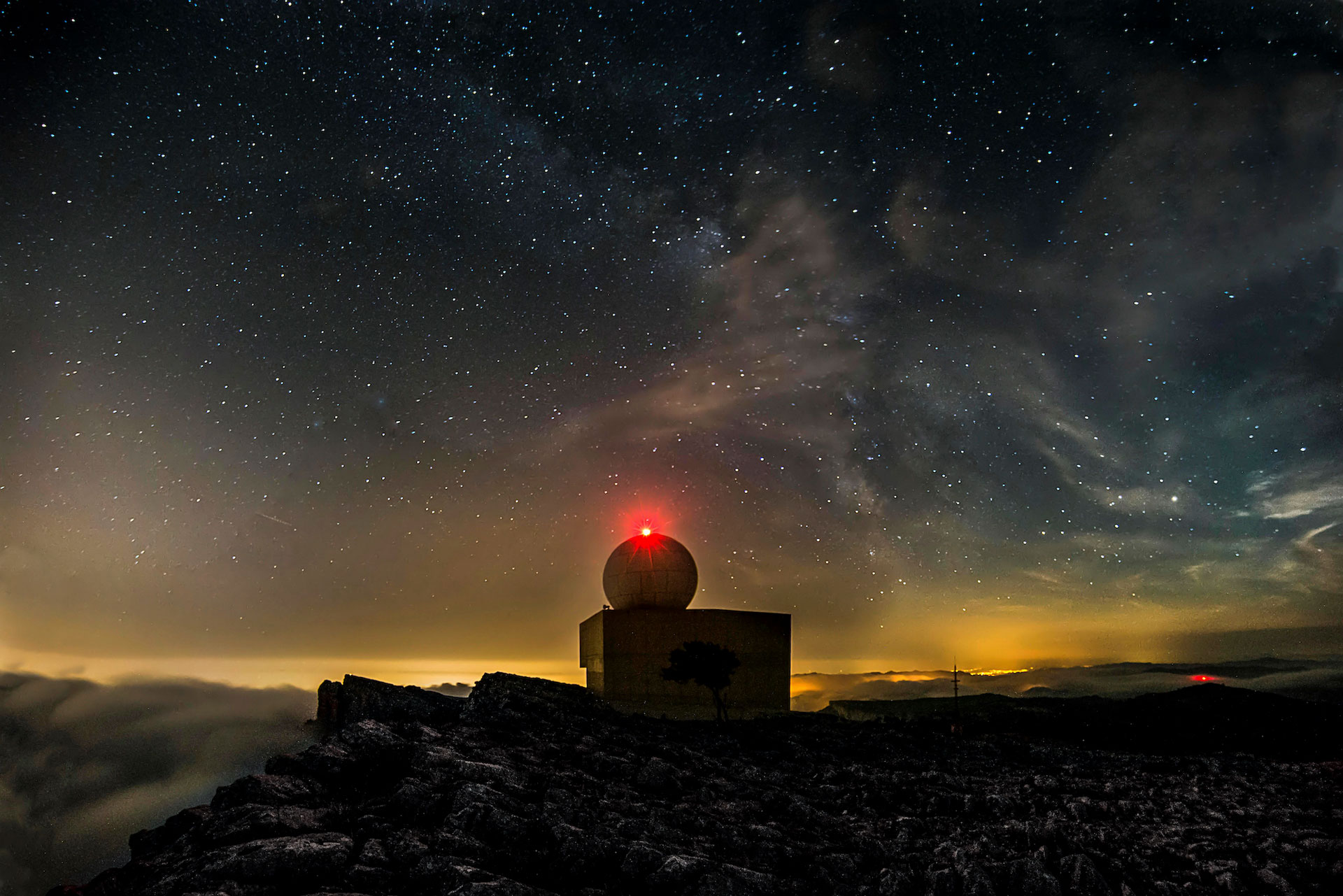 Radar meteorològic de Tivissa-Llaberia a la Miranda de Llaberia ***