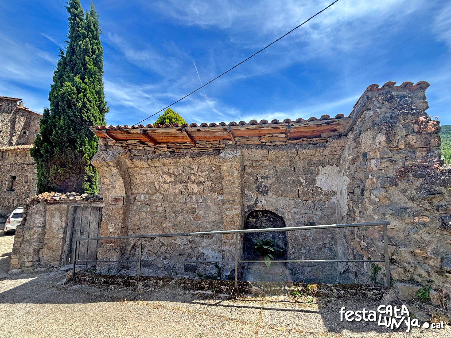 Sant Miquel de Naens a Senterada