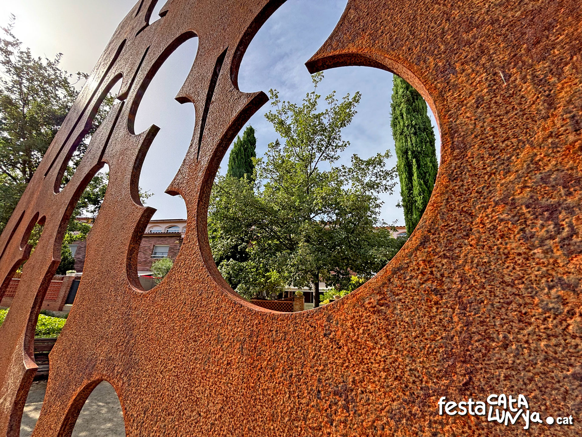Sant Llorenç d'Hortons - “Evocació”, escultura en homenatge a l’artista Salvador Alibau