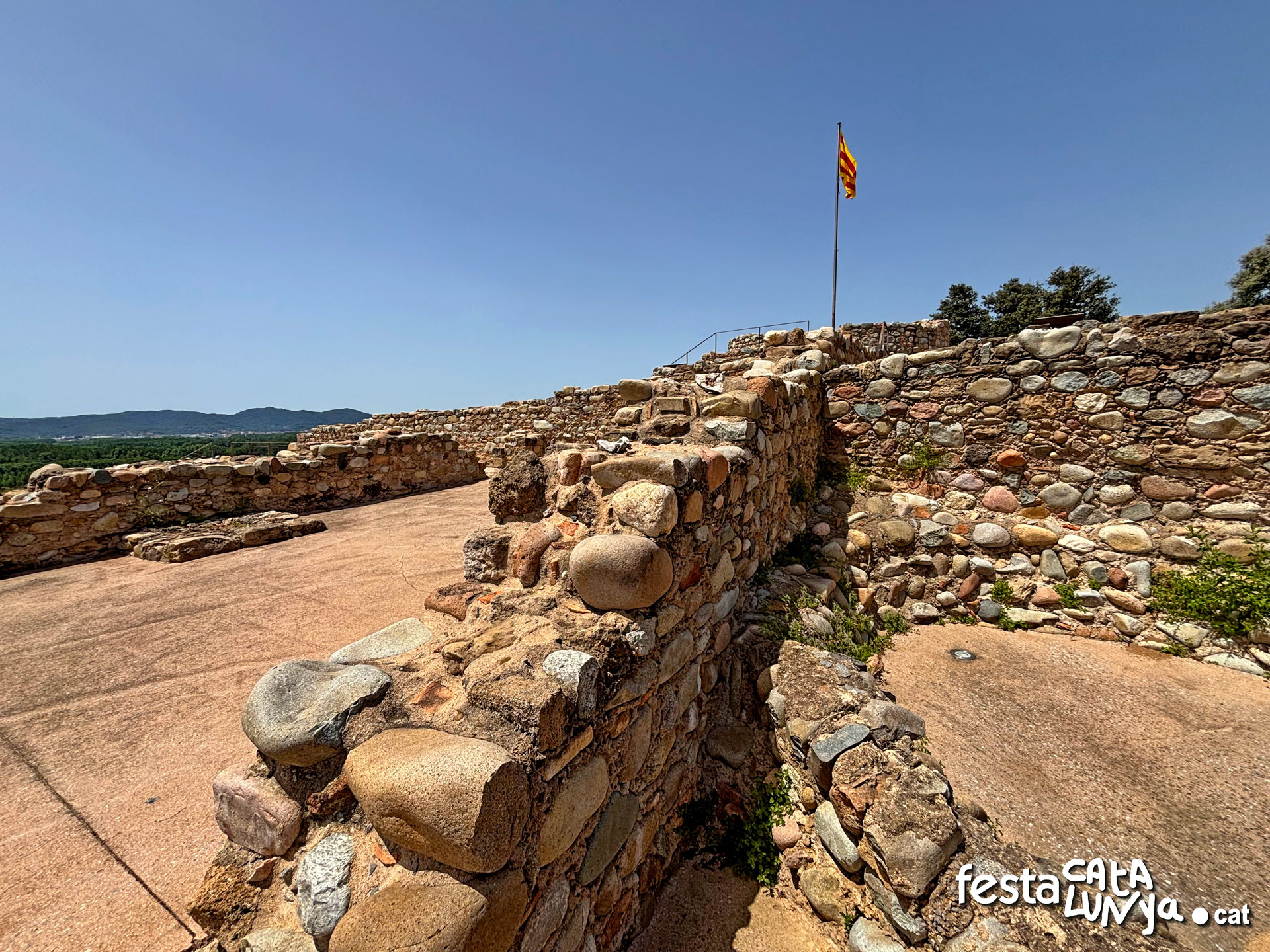 Castell de Cervià de Ter