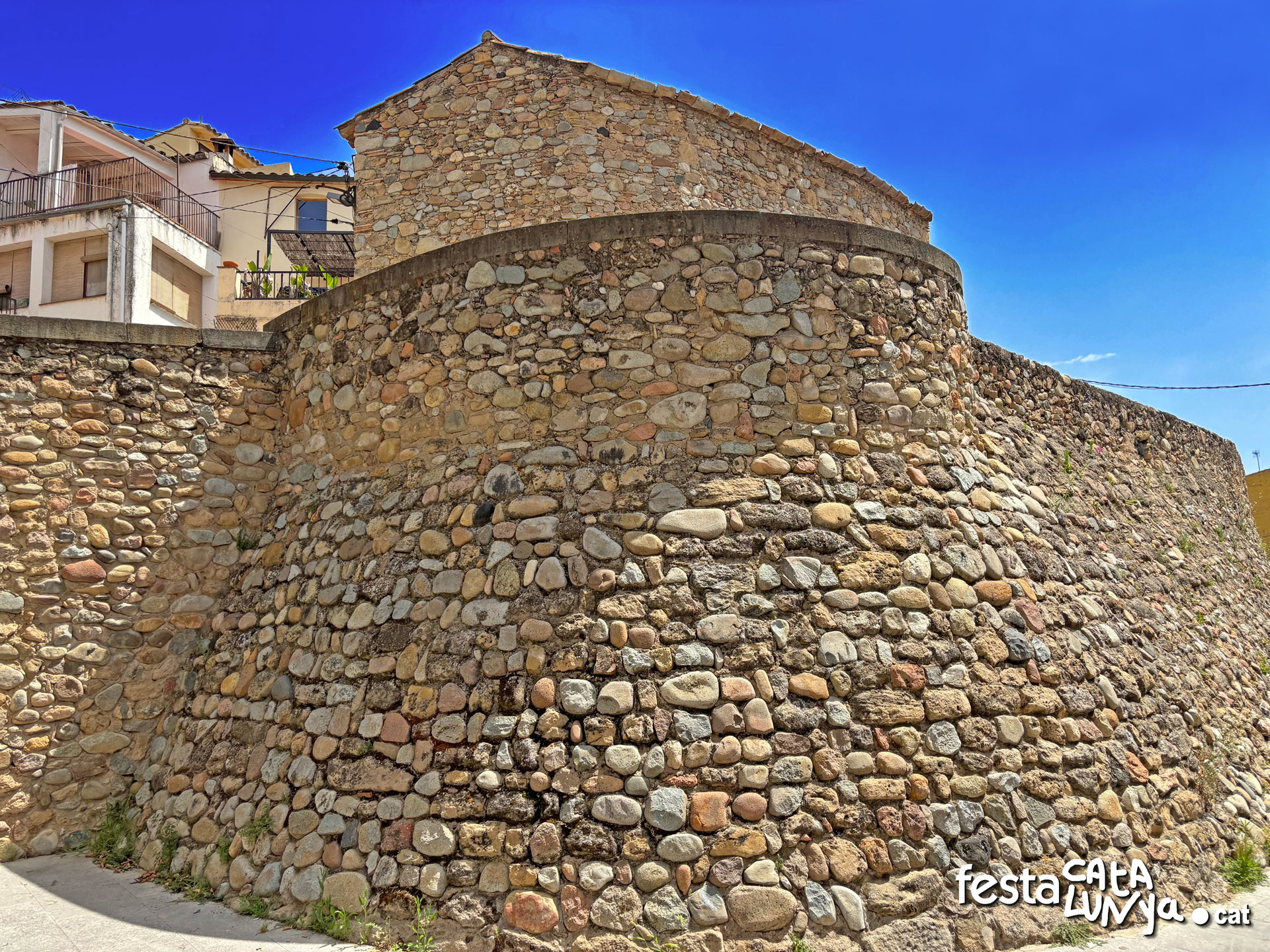 Muralla de Cervià de Ter