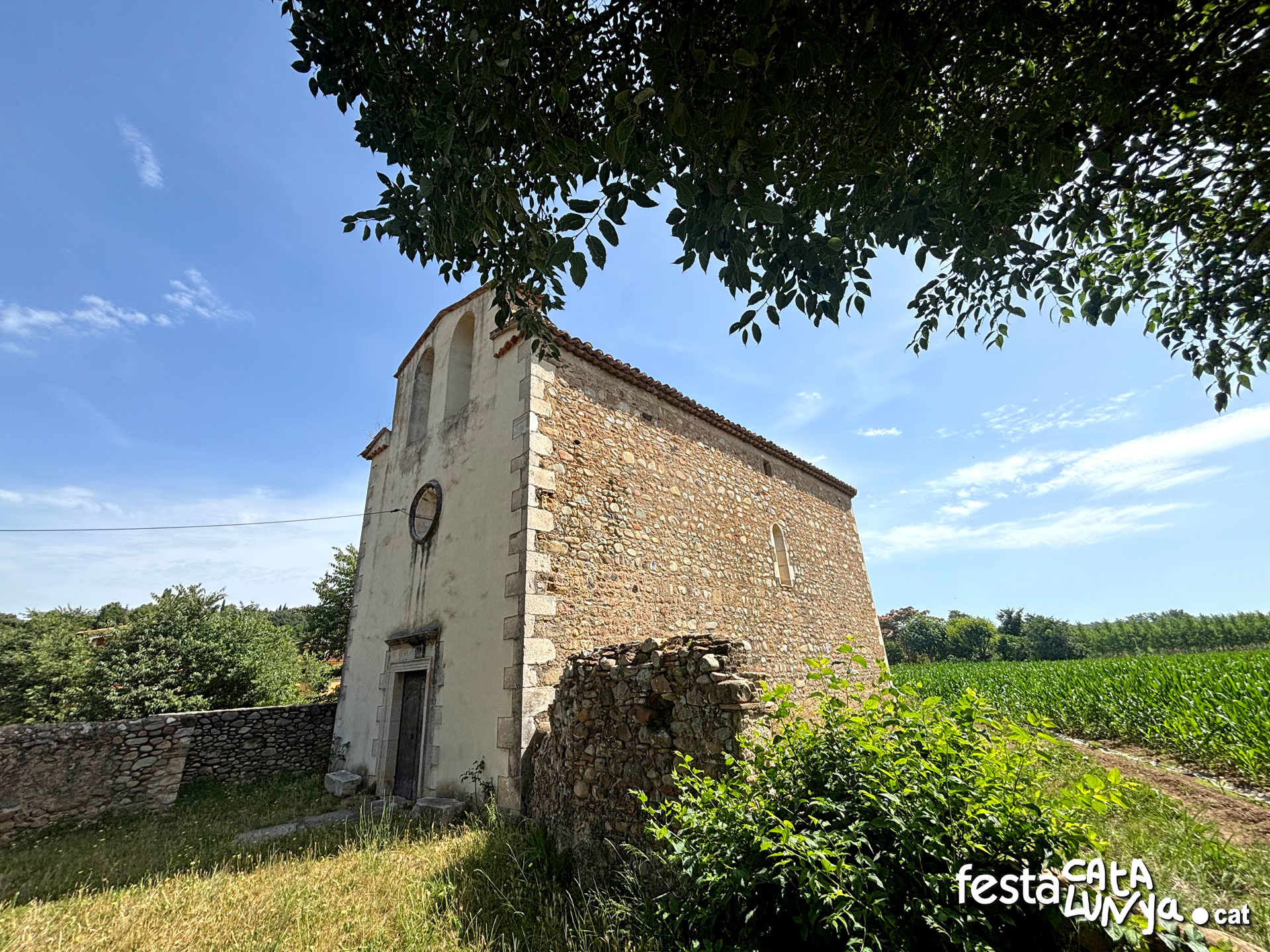 Església de Sant Cristòfol de Raset a Cervià de Ter