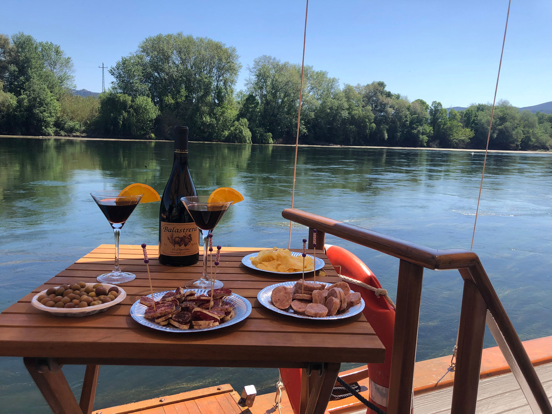 Passejada pel riu Ebre a bord del llaüt Lo Roget - Ascó (Foto: Ajuntament)