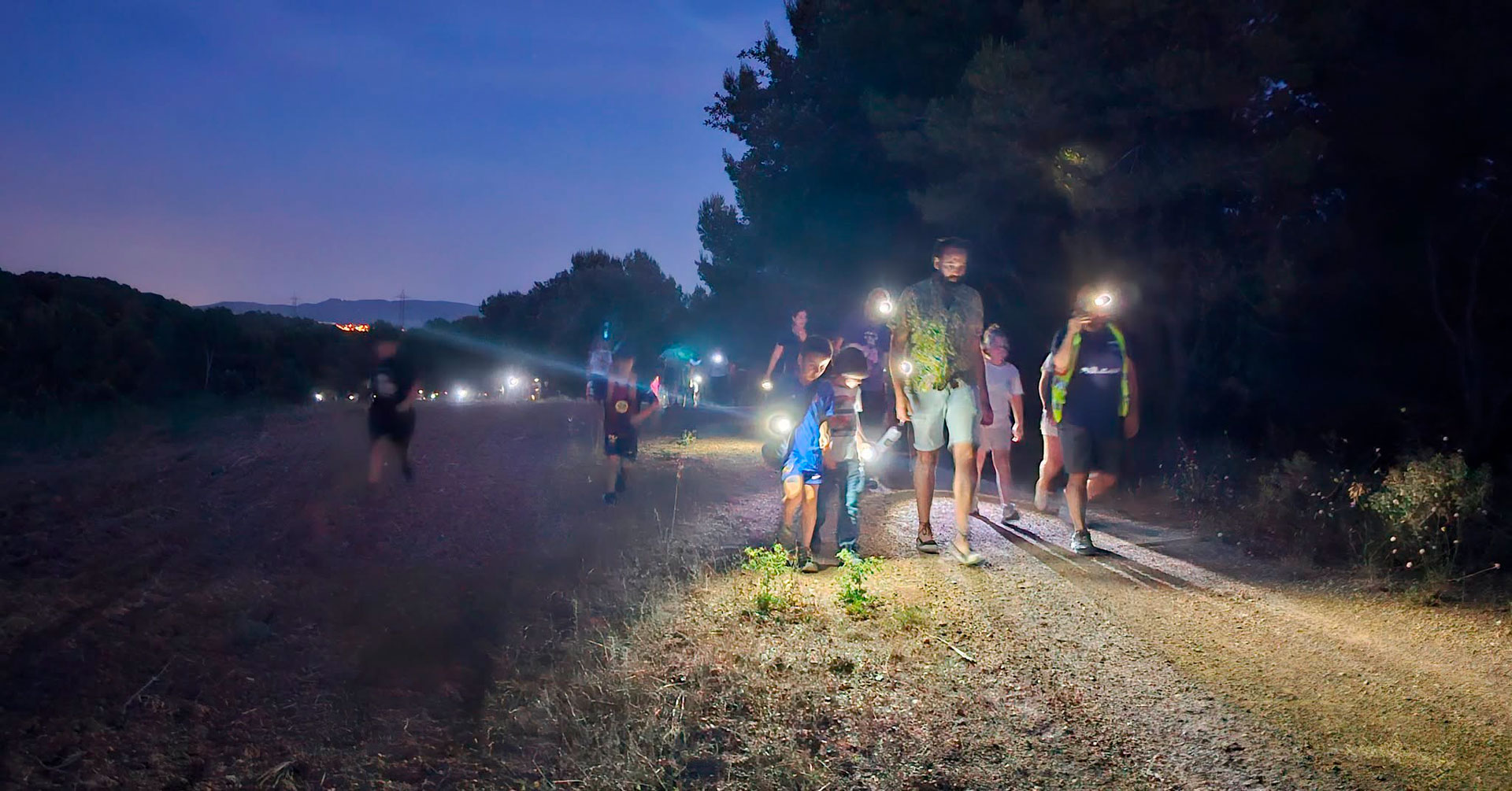Caminada nocturna - Els Hostalets de Pierola (Foto: Ajuntament)
