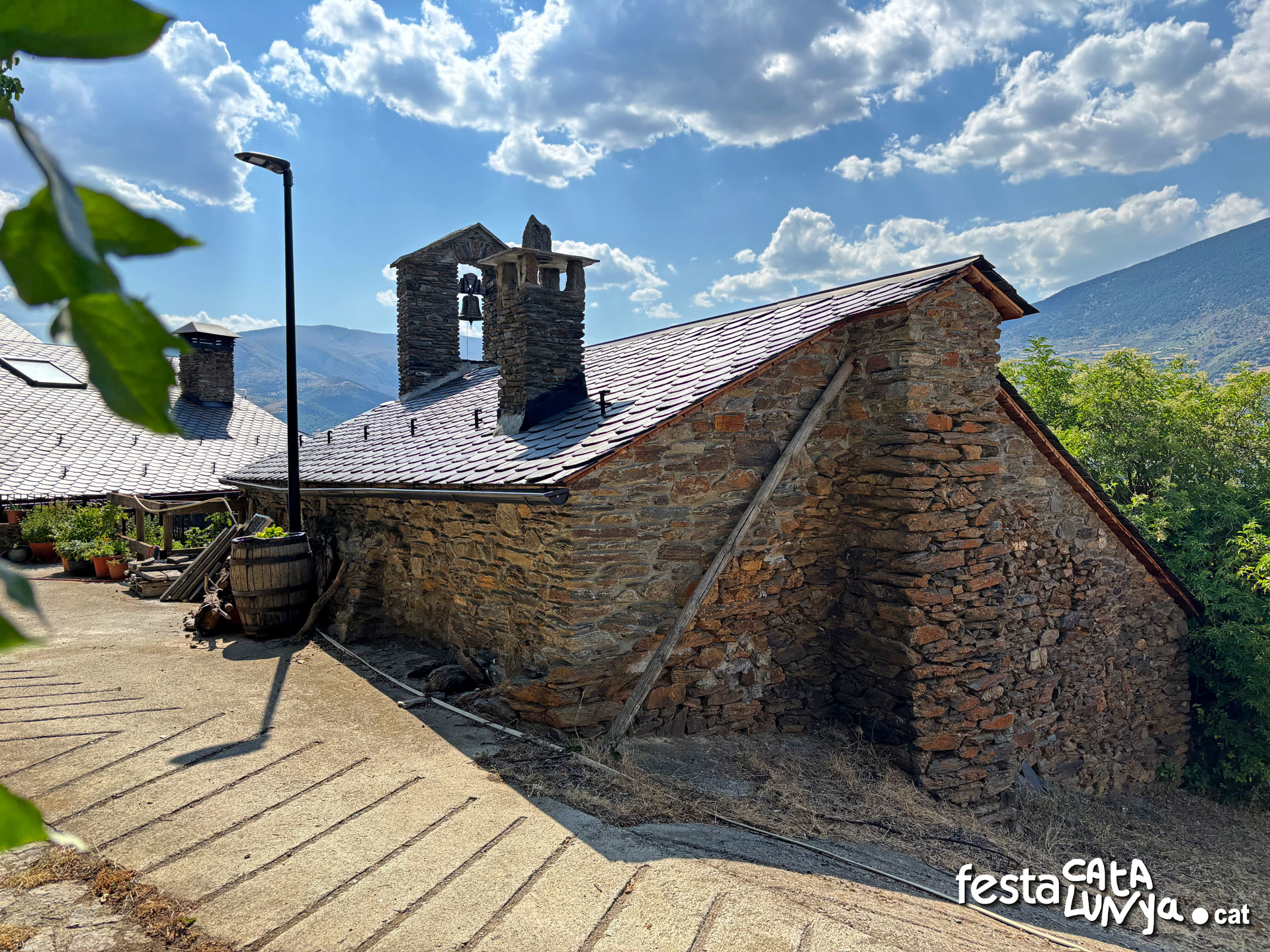 Poble de Beraní a Rialp