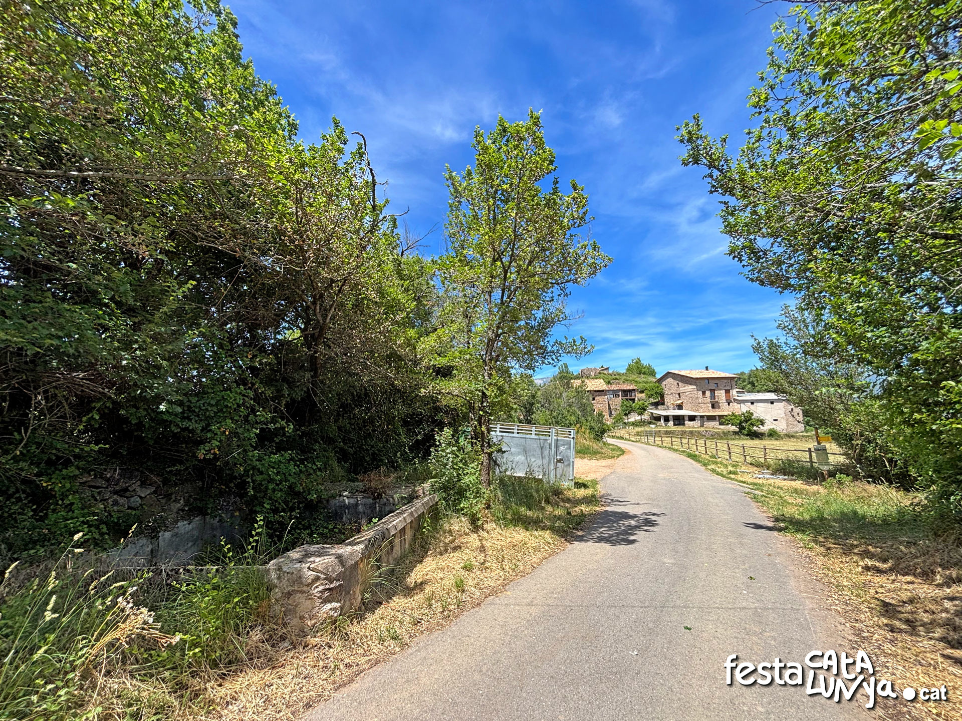 Safareig, font i abeurador de Burguet - Senterada