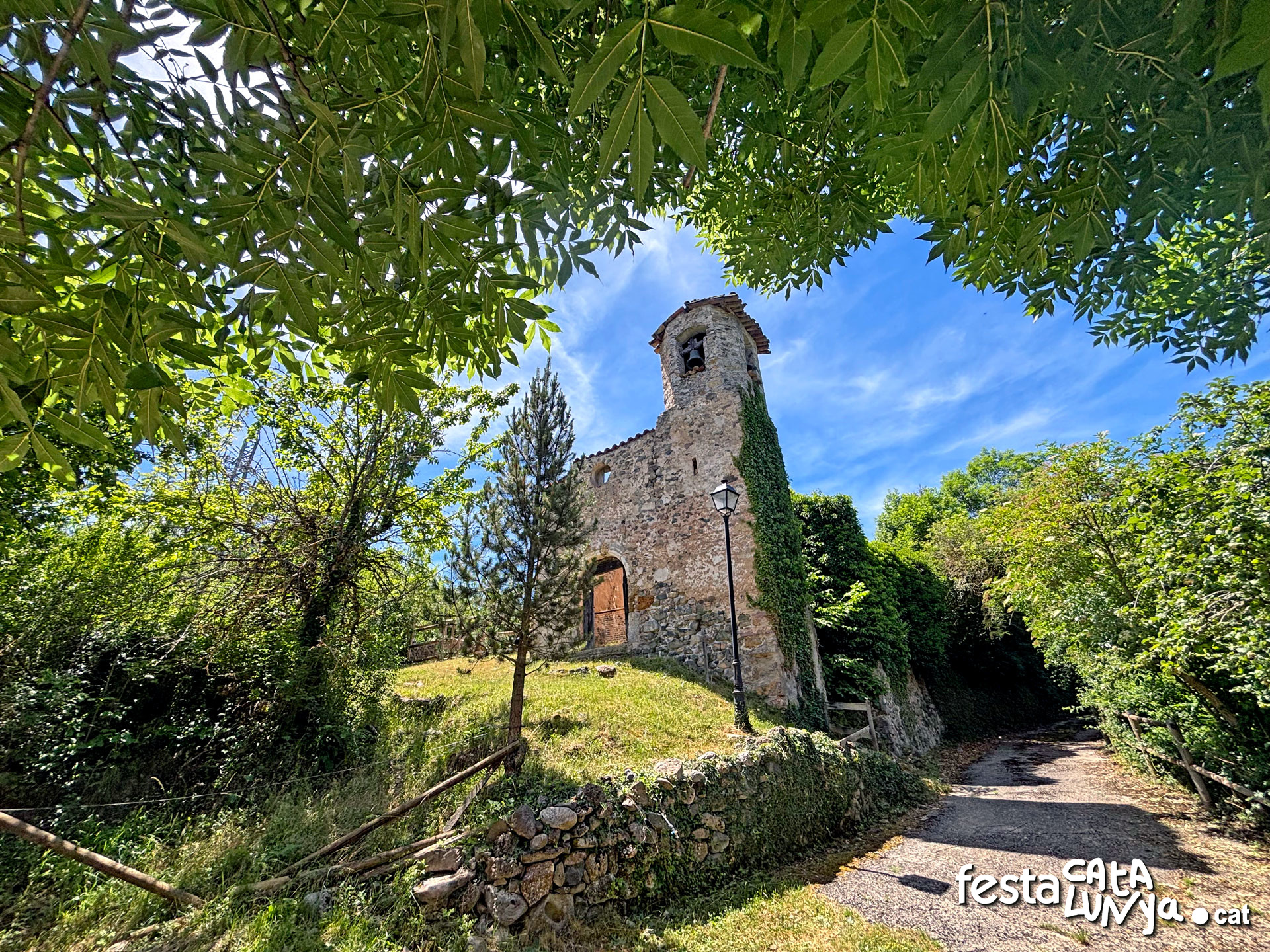 Cadolla i església de la Presentació de Cadolla - Senterada