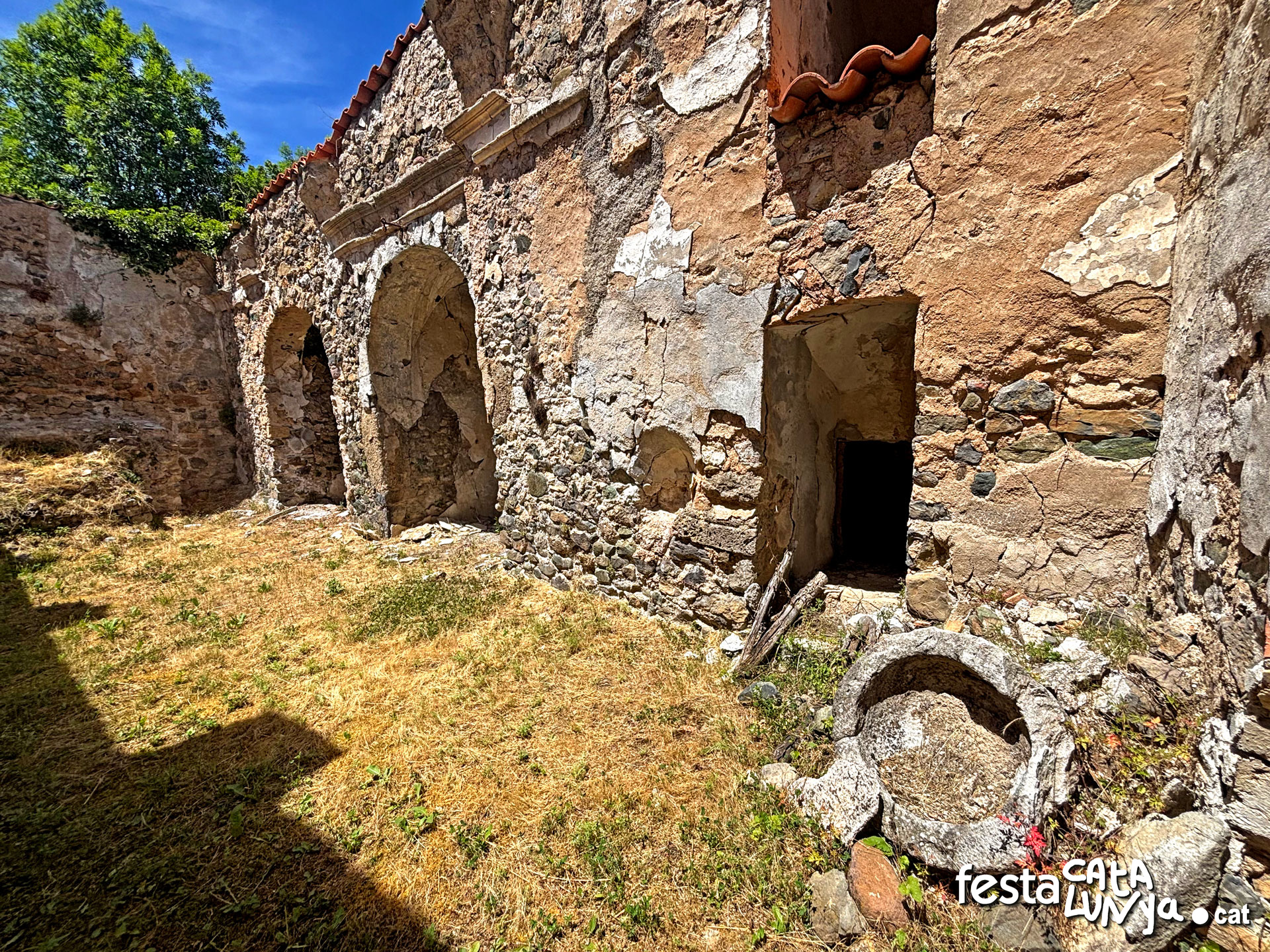 Cadolla i església de la Presentació de Cadolla - Senterada