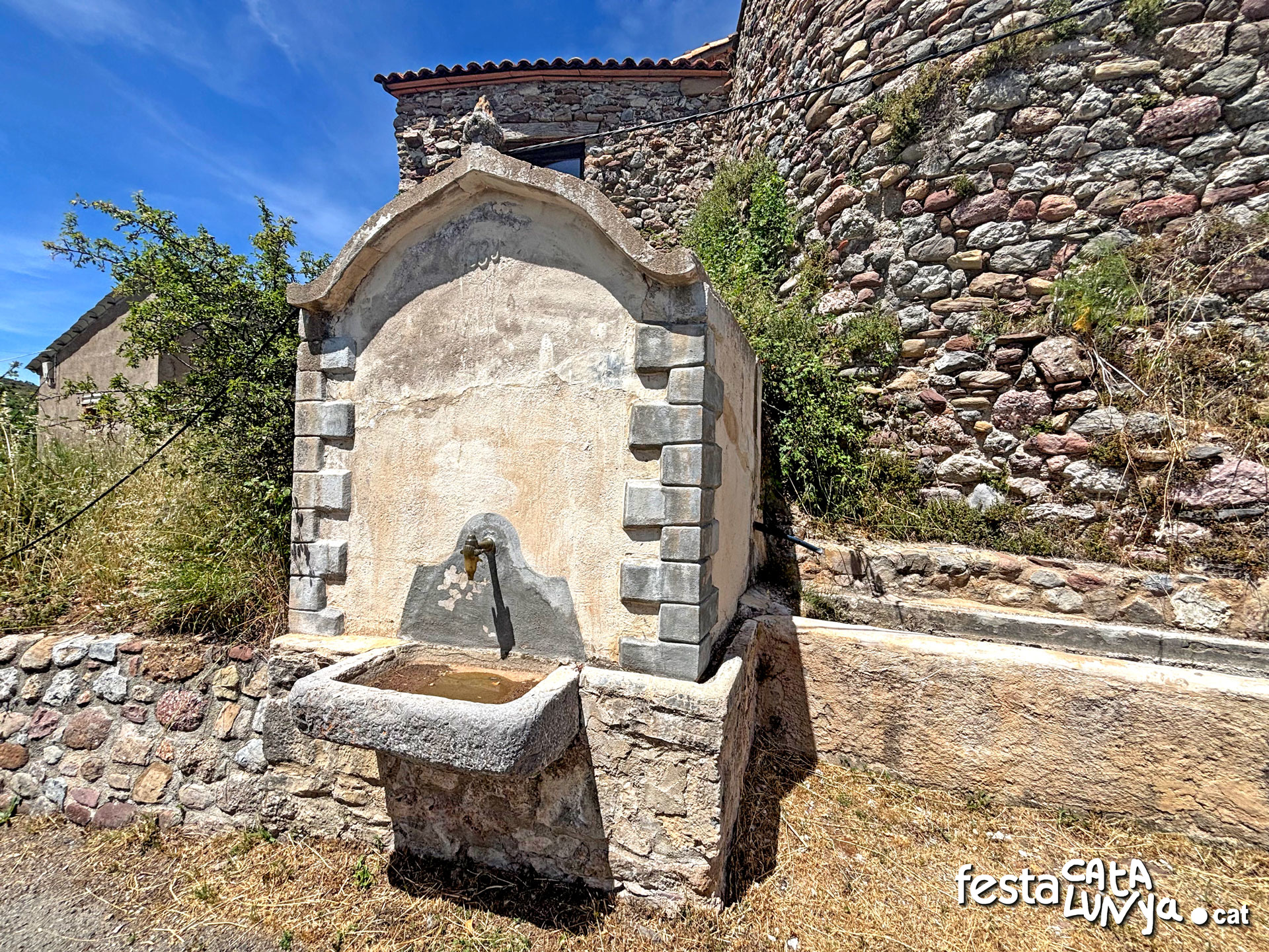 Font, Cóm i Safareig de Cérvoles - Senterada