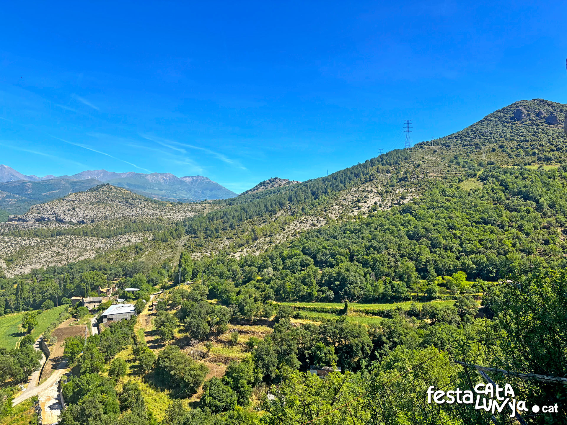 Mirador panoràmic des de l'església de Sant Feliu de Reguard - Senterada
