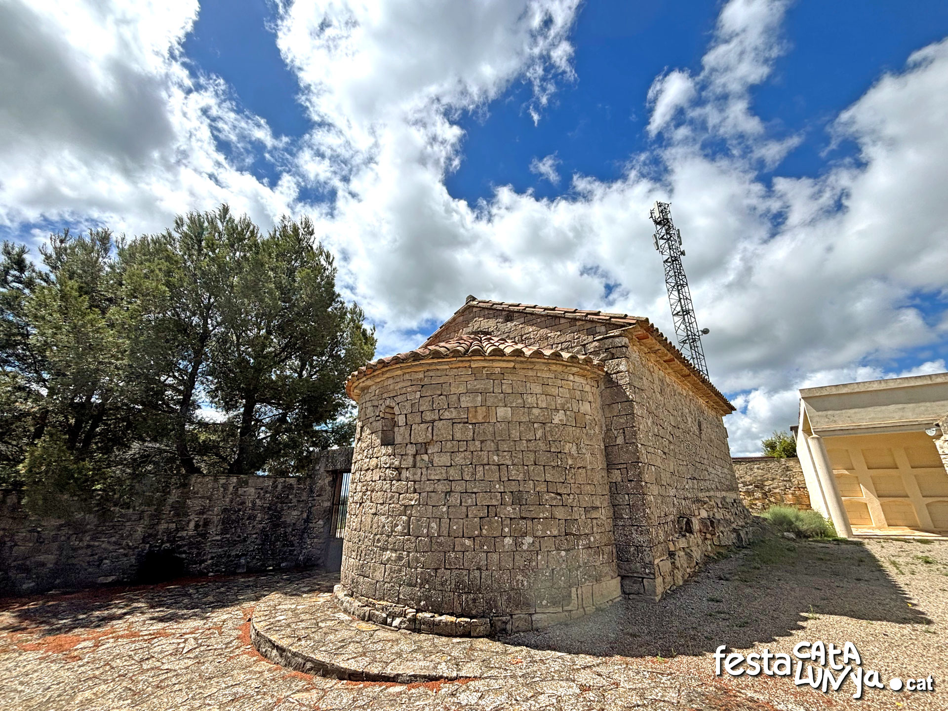 Mare de Déu del Coll de la Guàrdia Lada - Montoliu de Segarra
