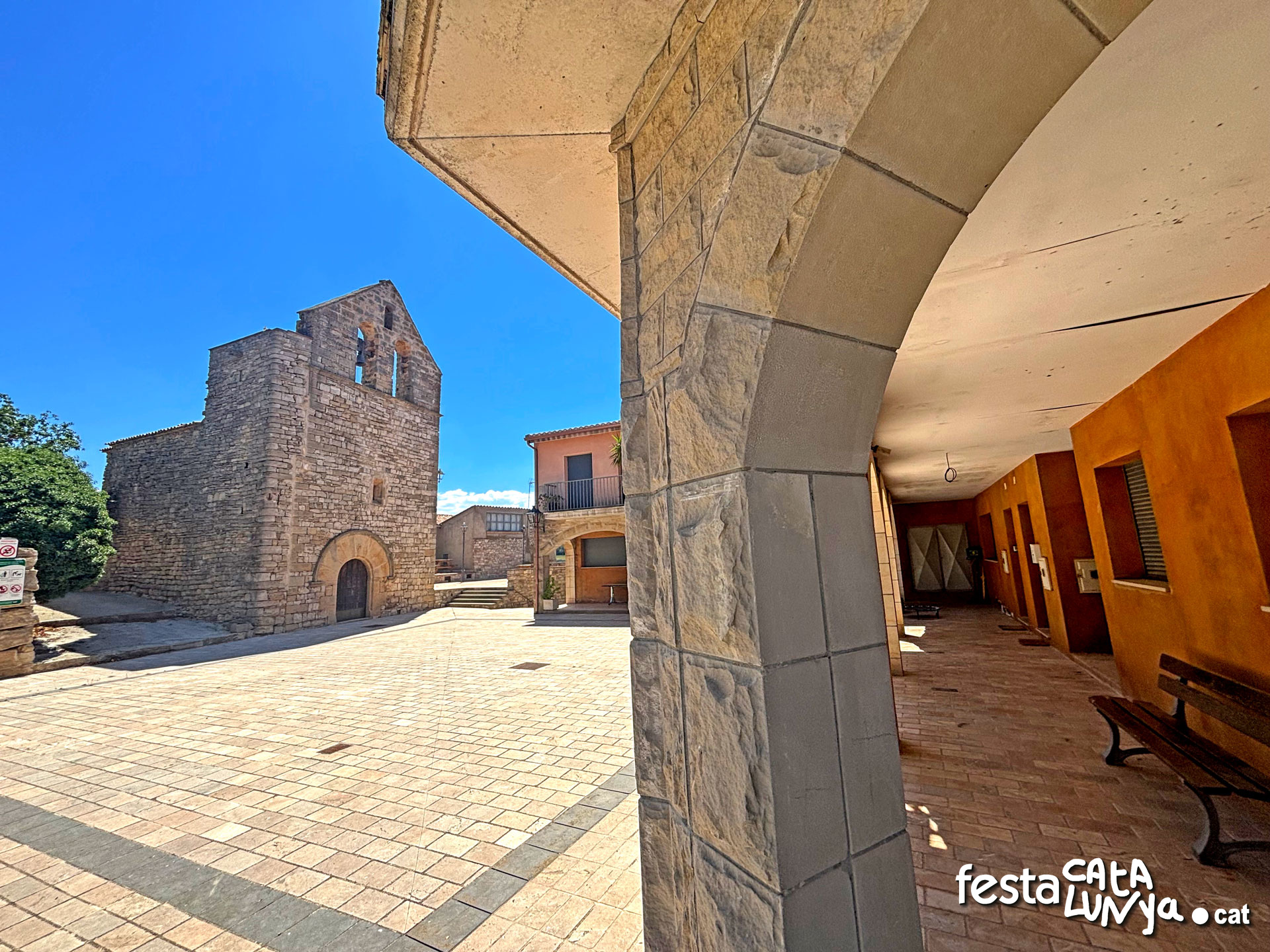 Passejada pel poble de Cabestany - Montoliu de Segarra