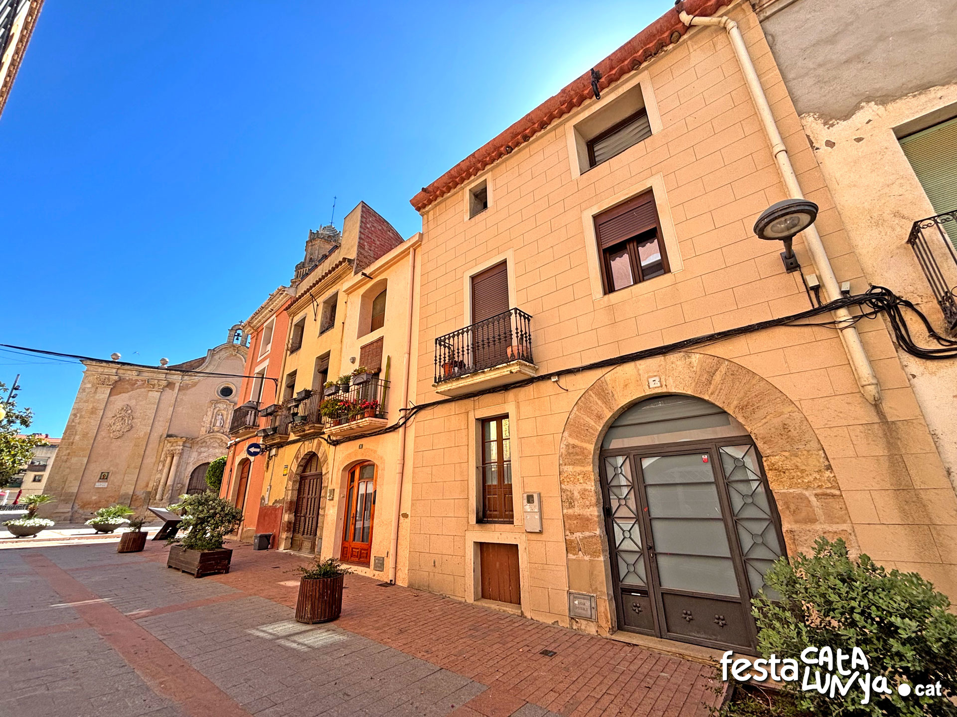 Carrer de la Font - Vinyols i els Arcs