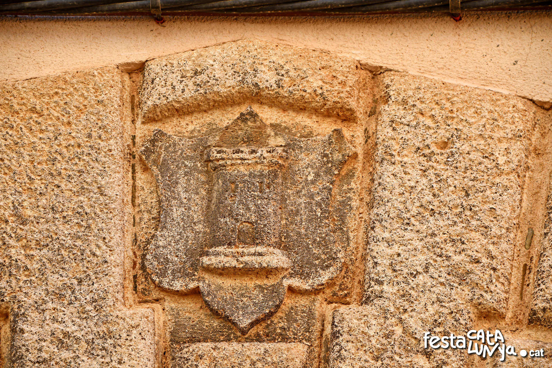 Ajuntament, antiga Casa Torrell o Casa Gran de Folc - Vinyols i els Arcs