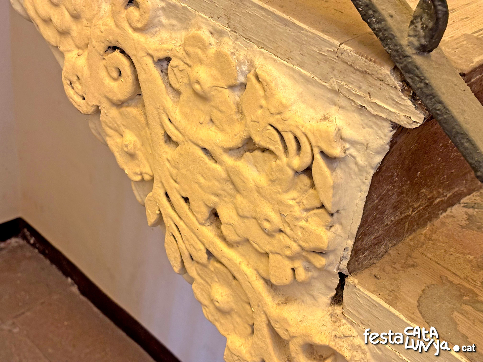 Ajuntament, antiga Casa Torrell o Casa Gran de Folc - Vinyols i els Arcs
