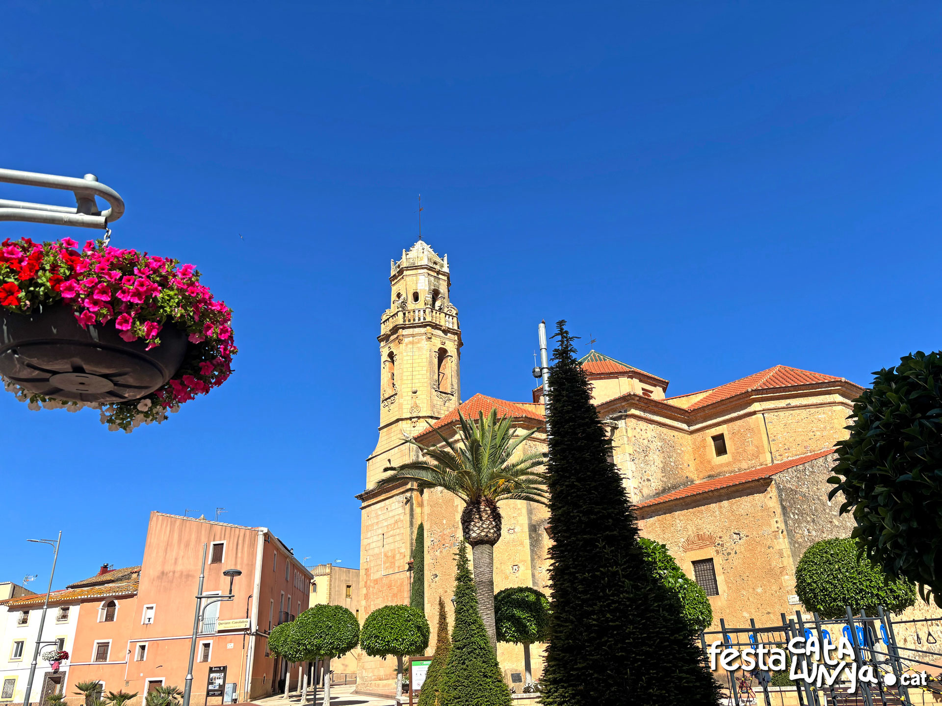 Església parroquial de Santa Caterina - Vinyols i els Arcs