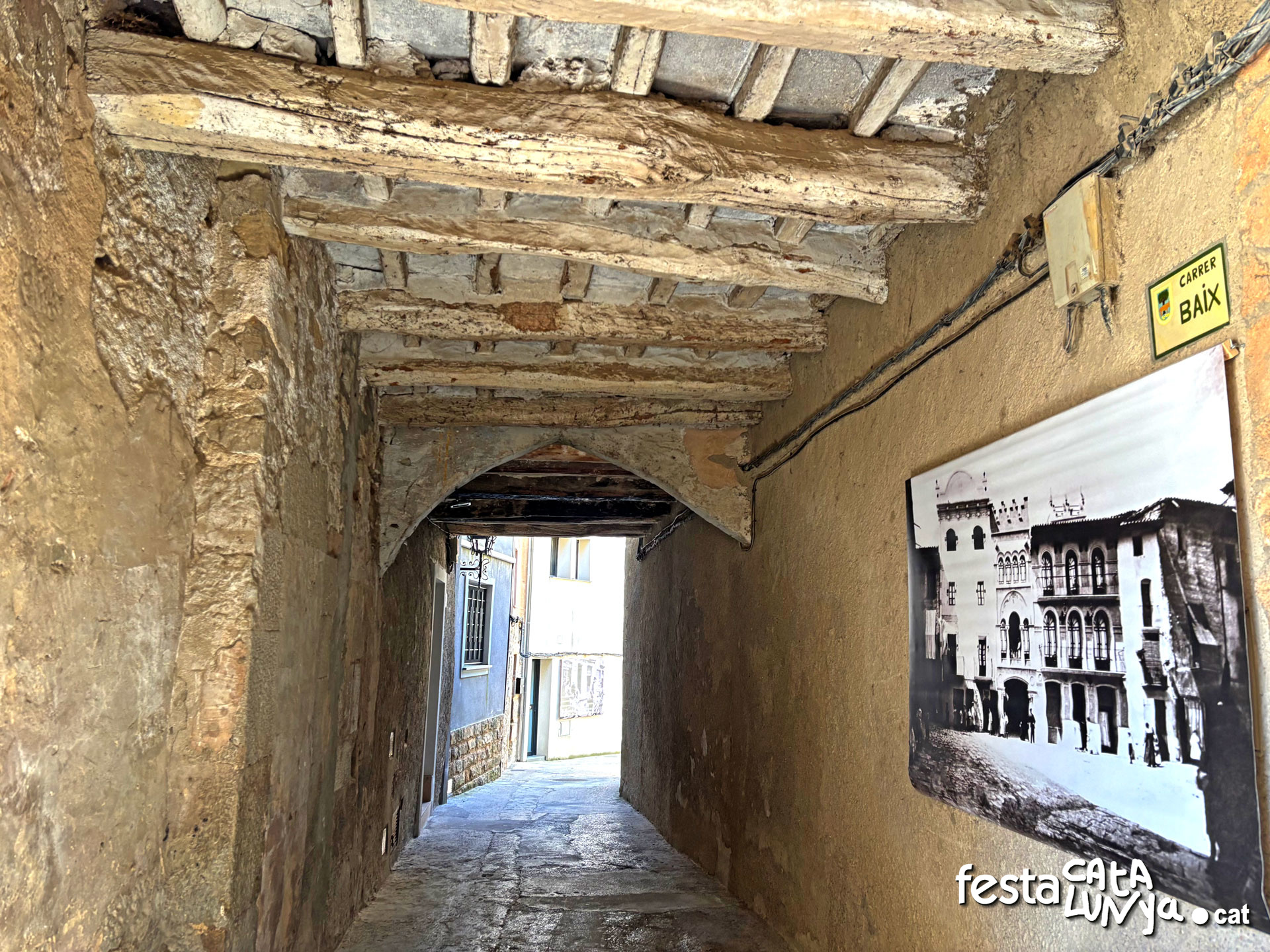 Portals, passos i carrerons: l'ànima del nucli històric - Torà