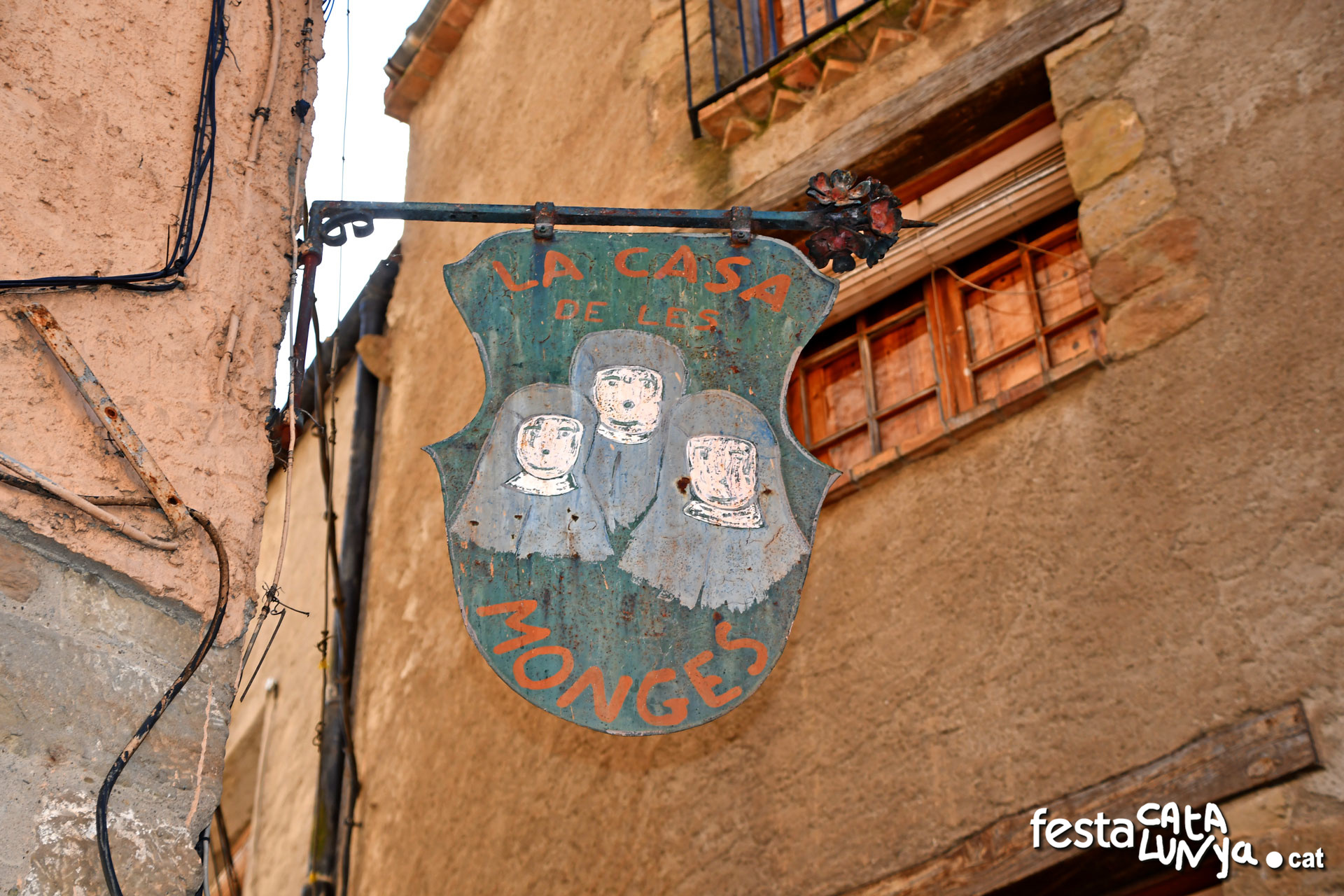 Passejant pel cor històric de Torà: els edificis que expliquen la seva història - Casa de les Monges