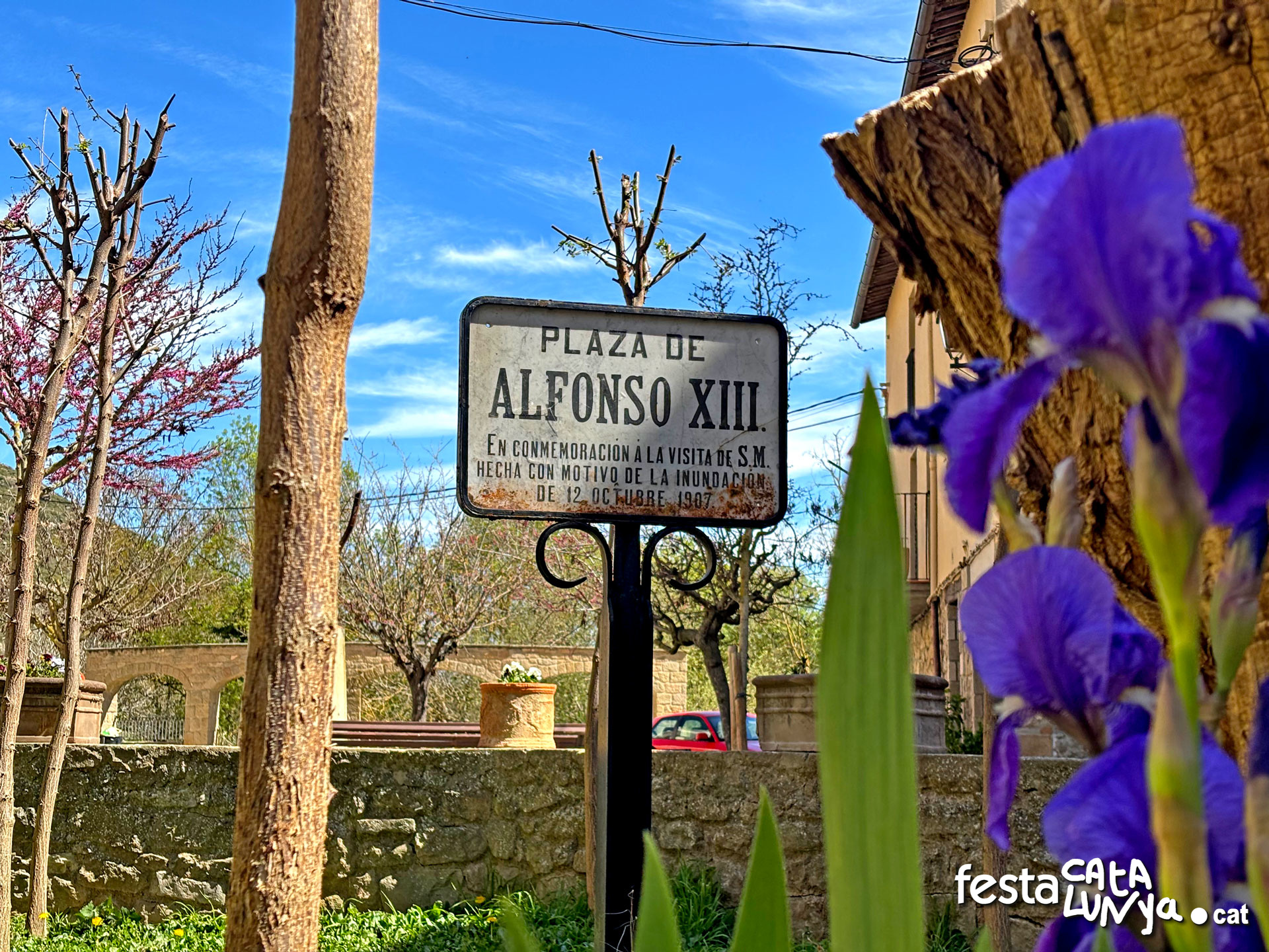 Plaça de la Font i Safareigs - Torà
