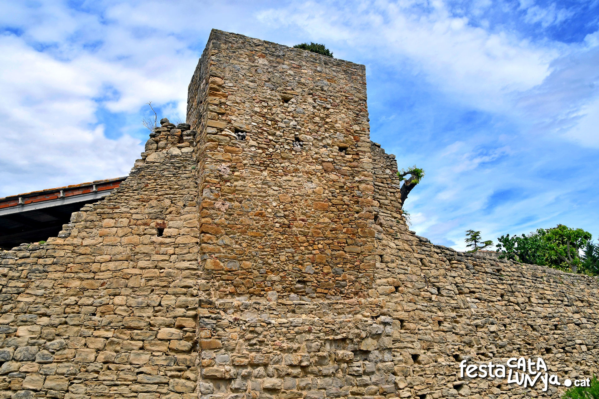 Muralles i torres d'Ullastret
