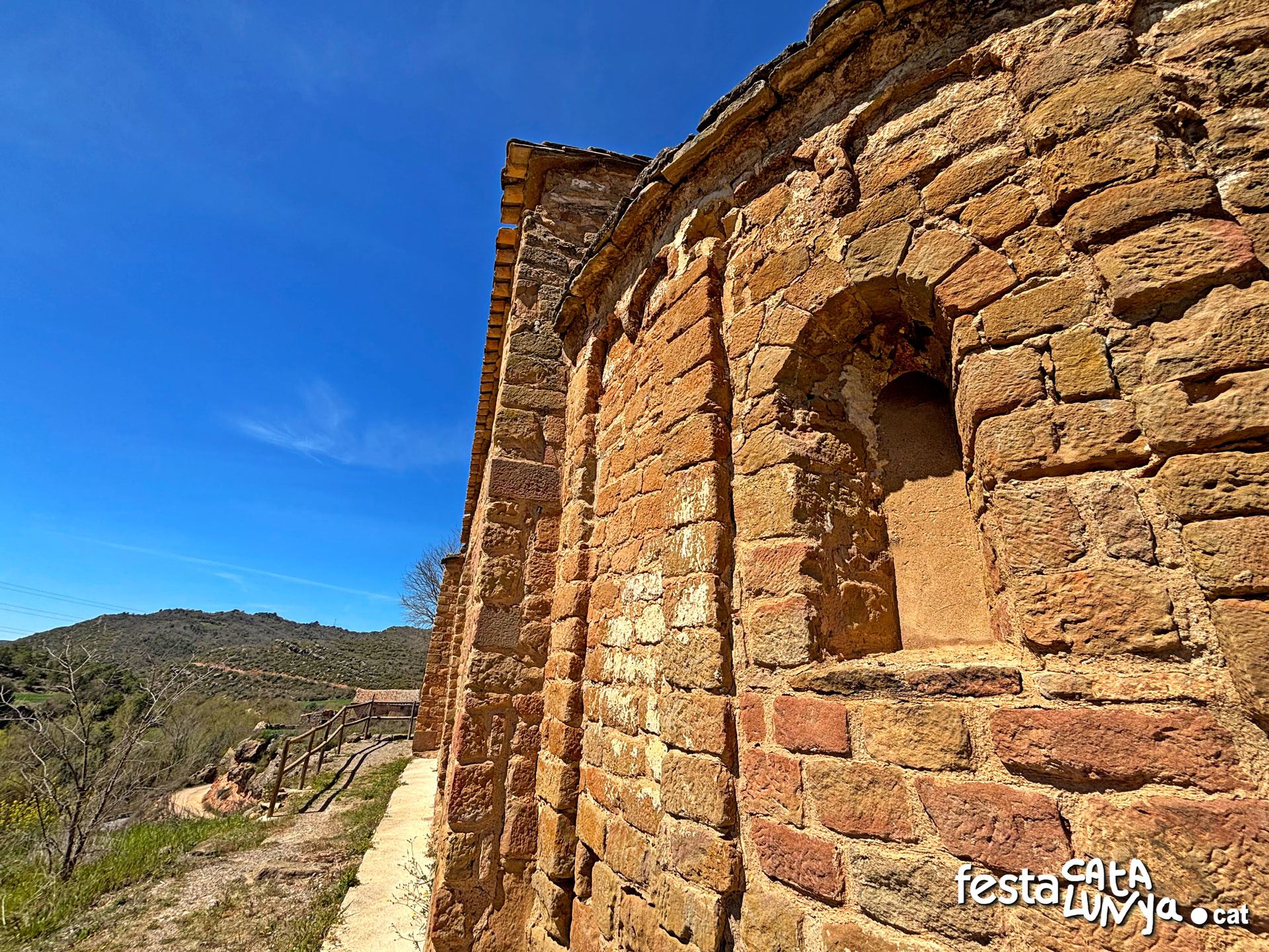 Sant Miquel de Fontanet - Torà