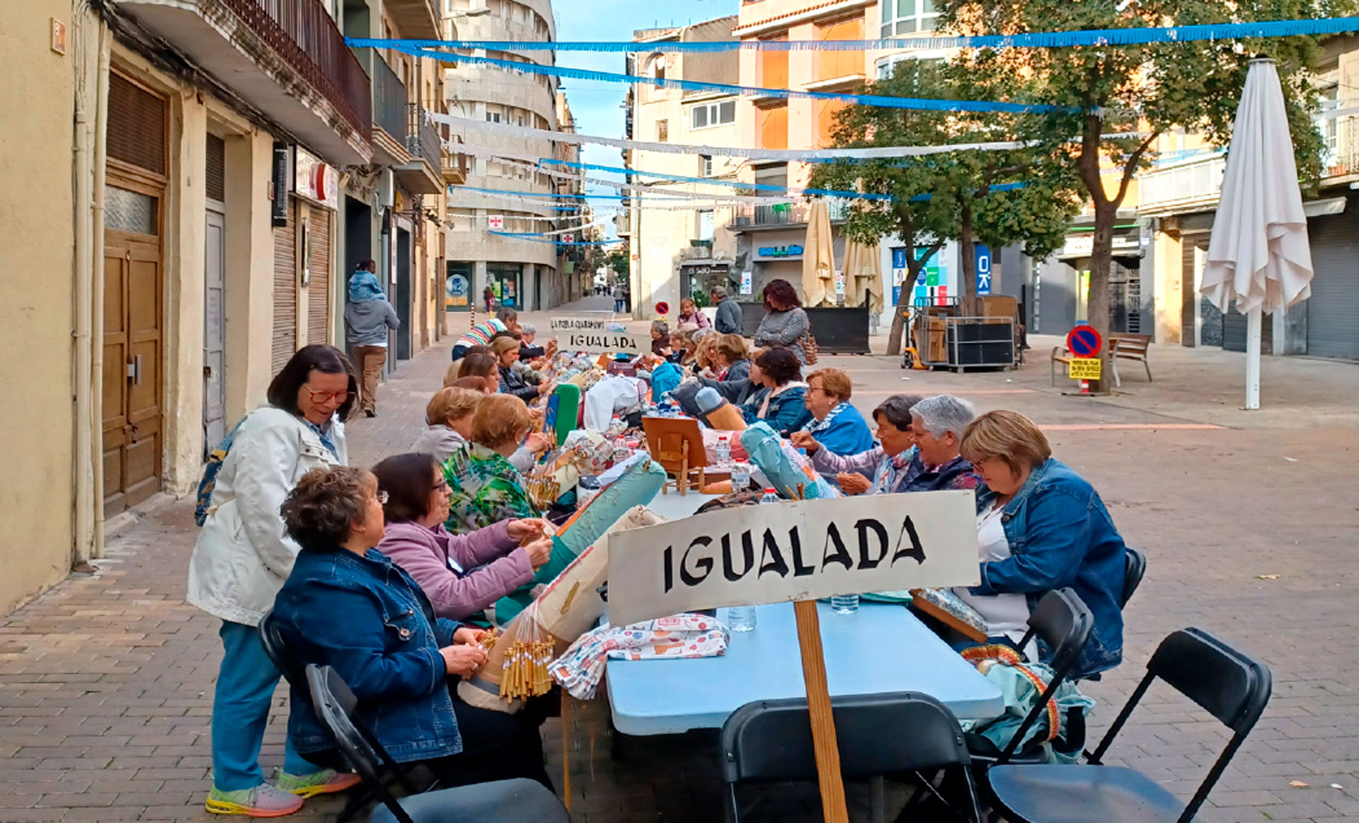 Festes del Barri de la Font Vella, Festes del Pilar - Igualada (Foto: Consols del barri de la Font Vella)
