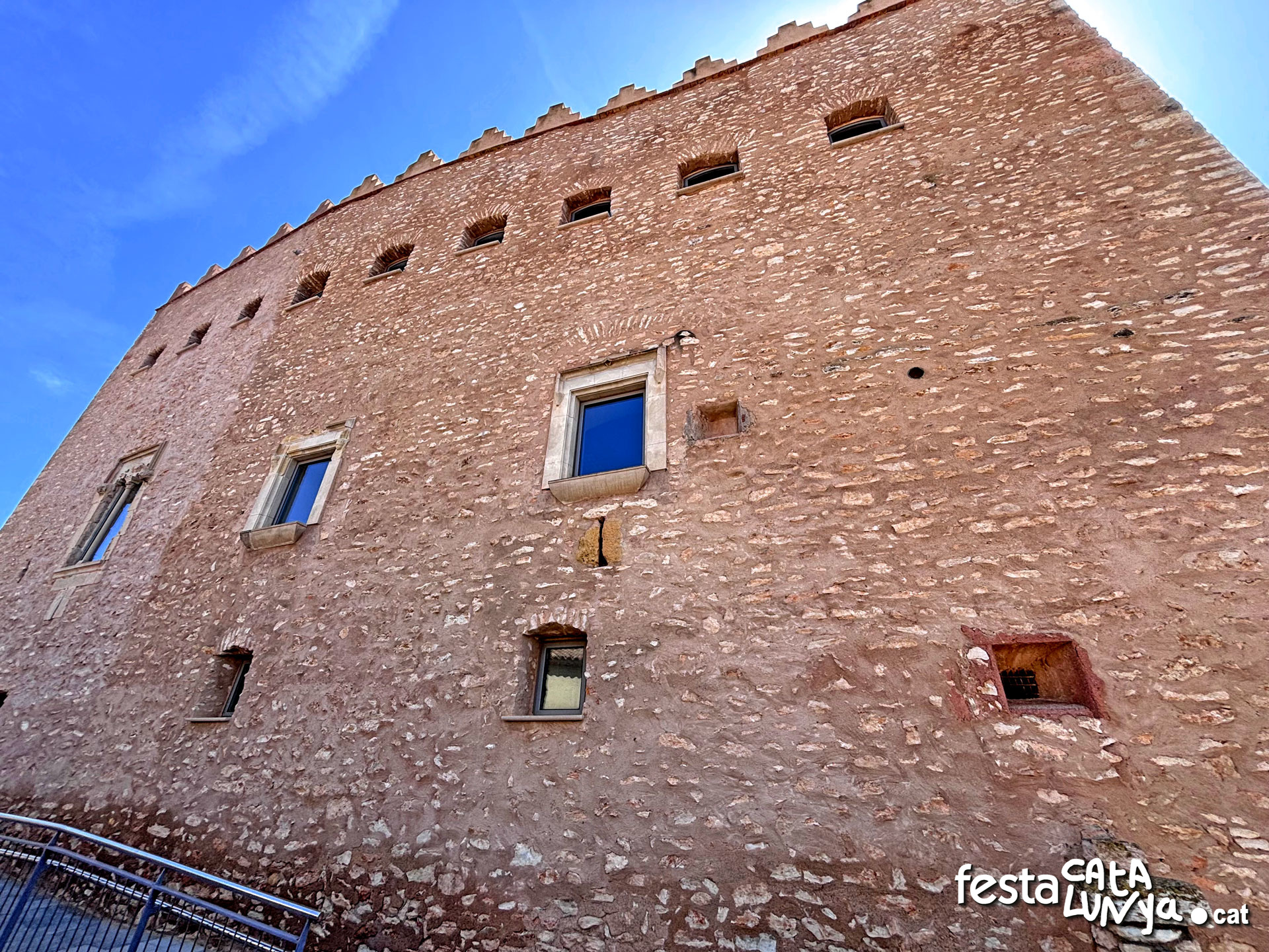 Castell - Rodonyà