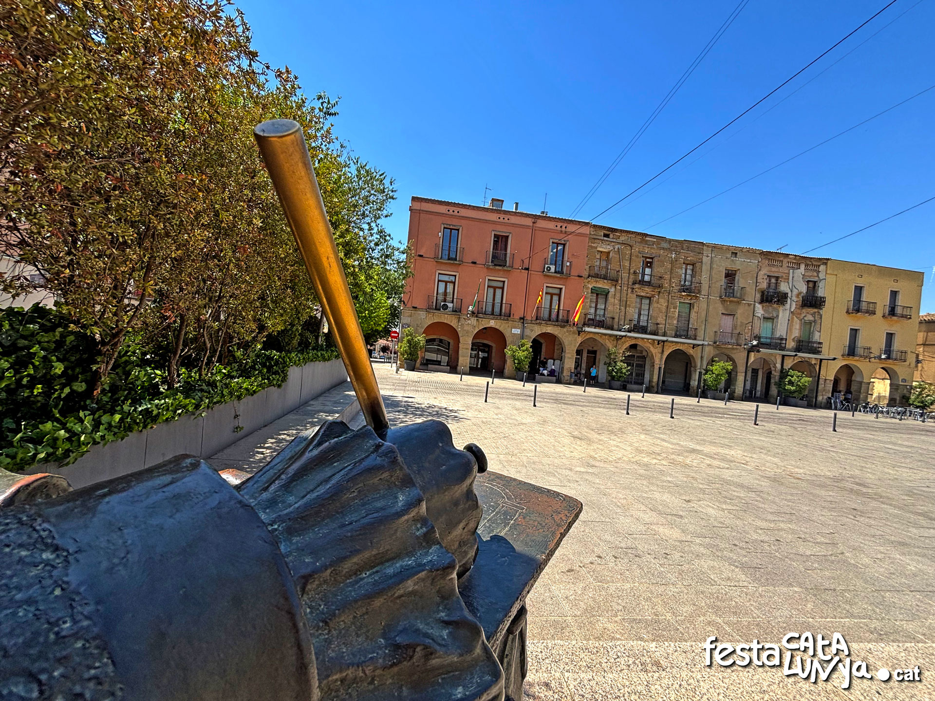 Monument a Josep Mas Dordal - Almacelles