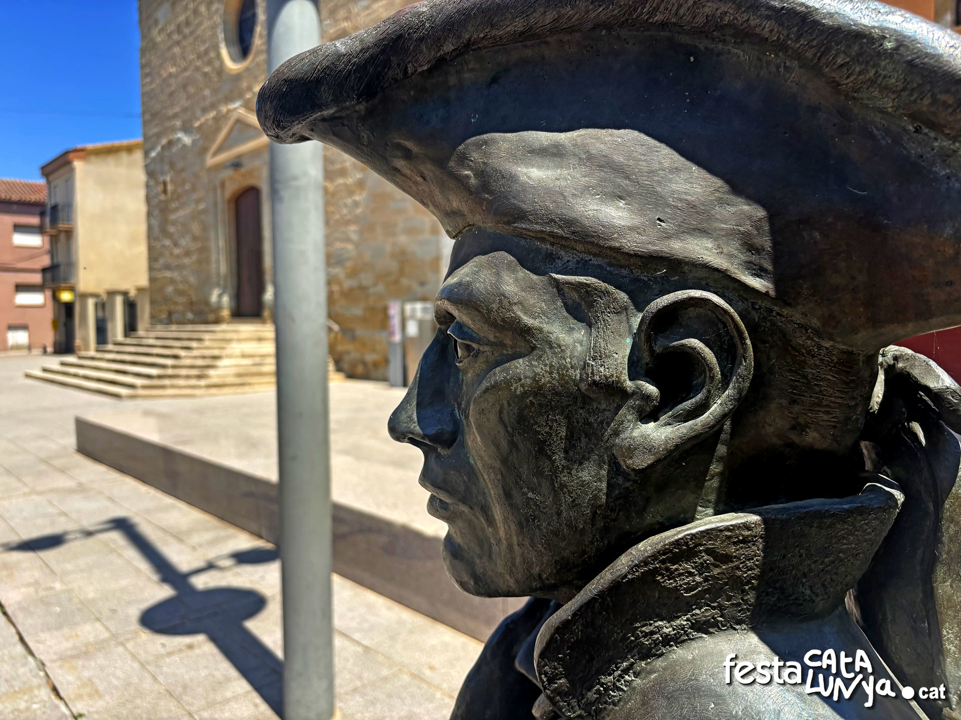 Monument a Josep Mas Dordal - Almacelles