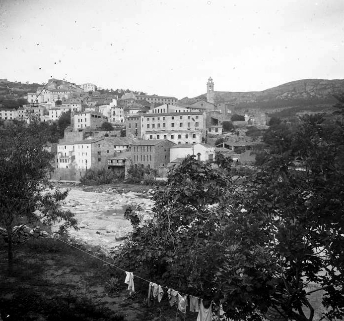 La Riba - Vista de la població l'any 1922 (Foto Josep Salvany. Biblioteca de Catalunya)