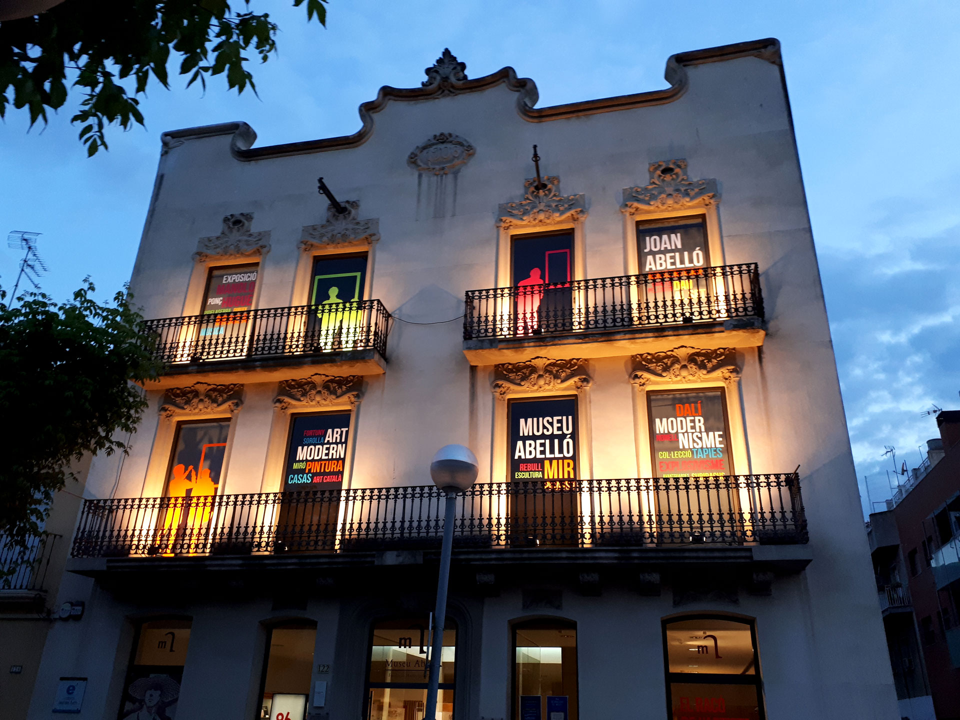 Museu Abelló de Mollet del Vallès ***