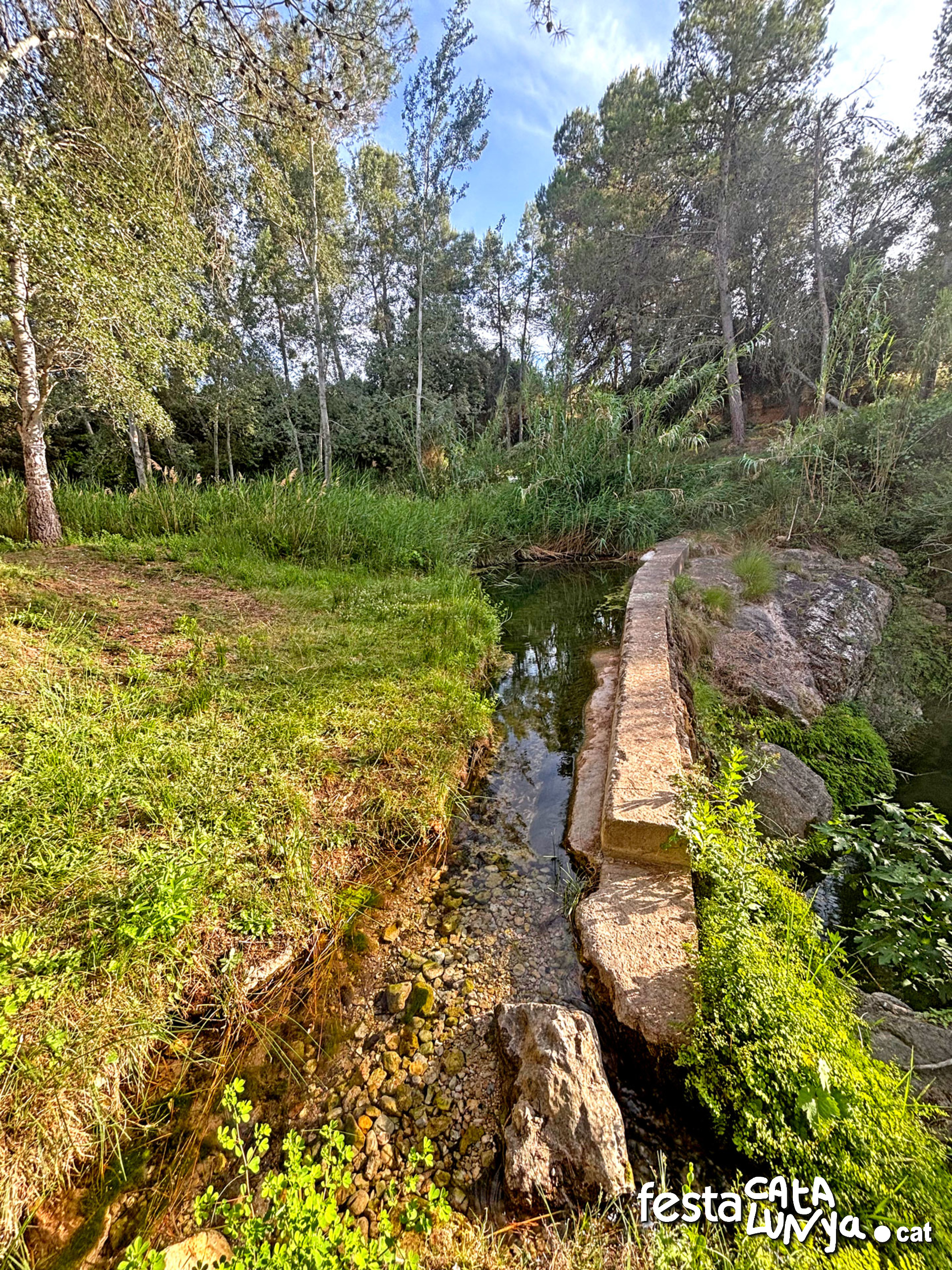 Poble de la Serra d'Almos - La Font Vella - Tivissa