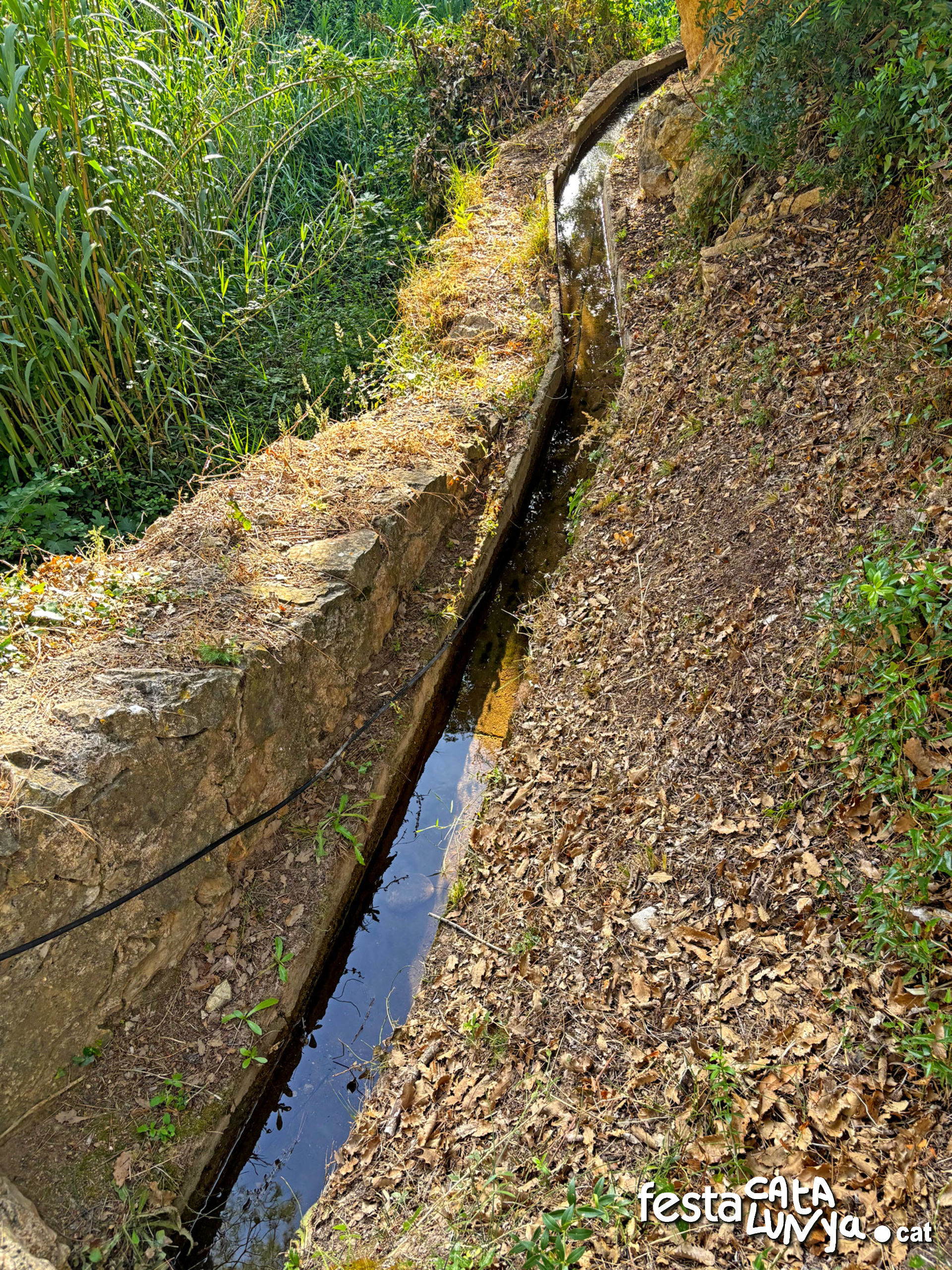 Poble de la Serra d'Almos - La Font Vella - Tivissa